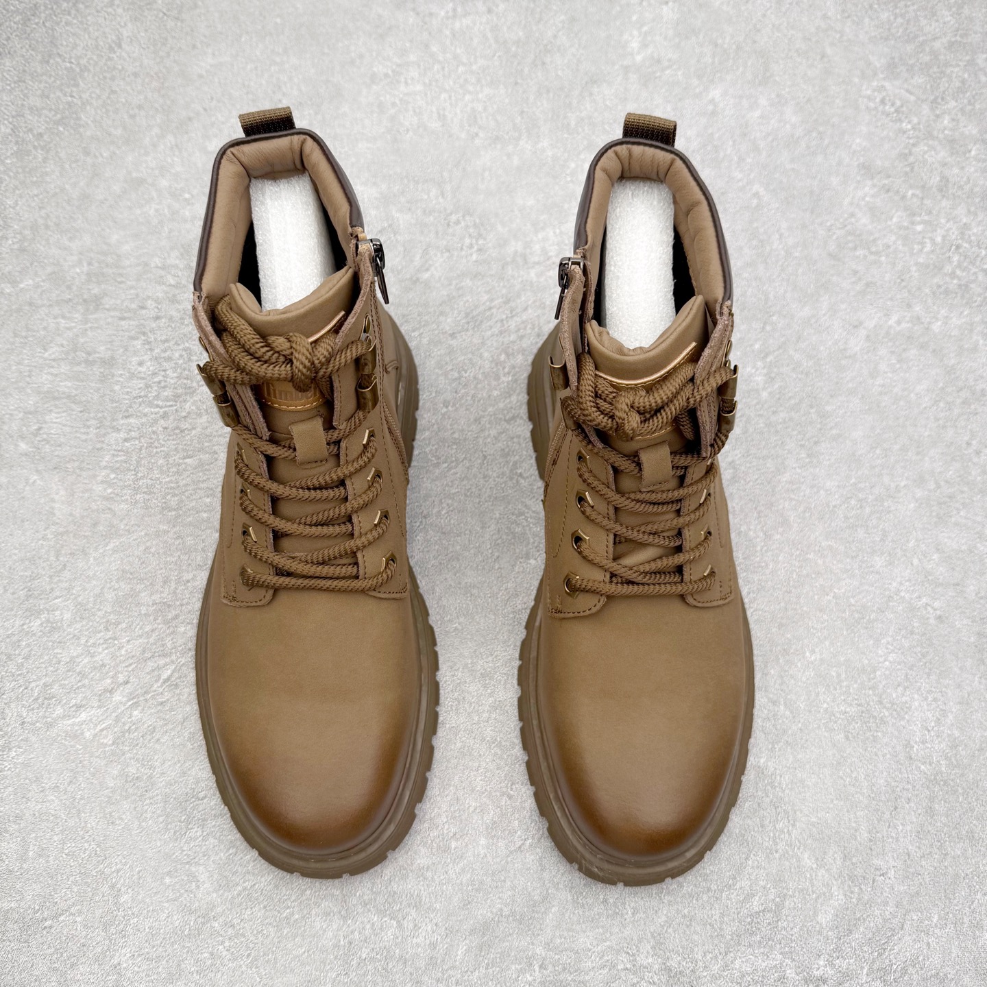 图片[2]-Timberland添柏岚/天伯伦户外中帮休闲大黄靴系列 广东大厂品质 原盒原包装 面料采用意大利🇮🇹顶级磨砂细纹牛皮 搭配防臭防腐真皮乳胶鞋垫 给您完美的穿着体验 质量考究耐穿 型男必备 专治不帅 高品质脚感一流 尺码：38 39 40 41 42 43 44（皮鞋码）-选品中心