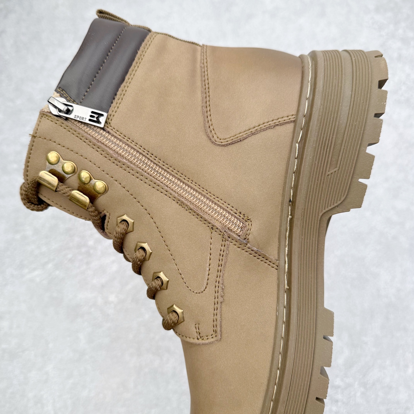 图片[7]-Timberland添柏岚/天伯伦户外中帮休闲大黄靴系列 广东大厂品质 原盒原包装 面料采用意大利🇮🇹顶级磨砂细纹牛皮 搭配防臭防腐真皮乳胶鞋垫 给您完美的穿着体验 质量考究耐穿 型男必备 专治不帅 高品质脚感一流 尺码：38 39 40 41 42 43 44（皮鞋码）-选品中心