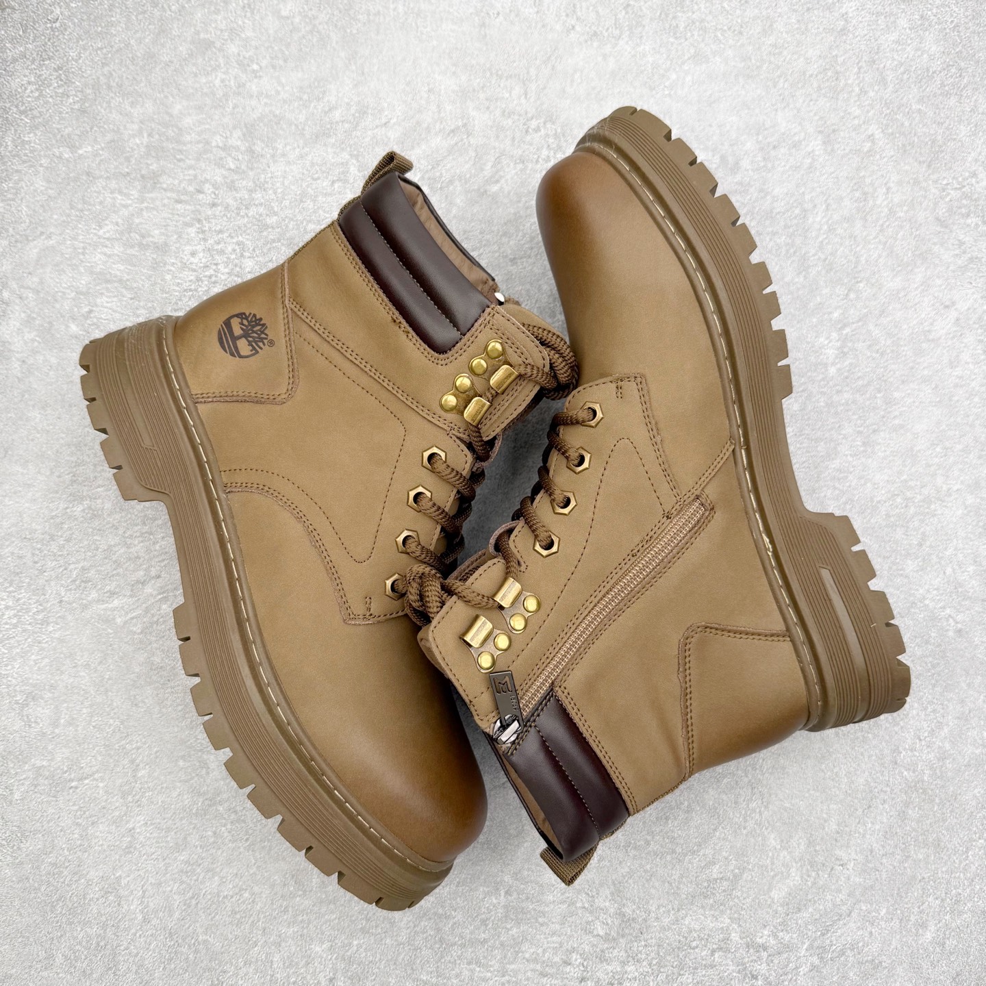 图片[3]-Timberland添柏岚/天伯伦户外中帮休闲大黄靴系列 广东大厂品质 原盒原包装 面料采用意大利🇮🇹顶级磨砂细纹牛皮 搭配防臭防腐真皮乳胶鞋垫 给您完美的穿着体验 质量考究耐穿 型男必备 专治不帅 高品质脚感一流 尺码：38 39 40 41 42 43 44（皮鞋码）-选品中心