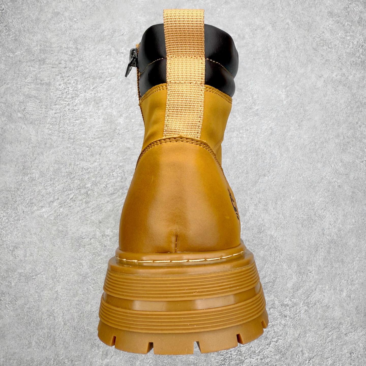 图片[8]-Timberland添柏岚/天伯伦户外中帮休闲大黄靴系列 广东大厂品质 原盒原包装 面料采用意大利🇮🇹顶级磨砂细纹牛皮 搭配防臭防腐真皮乳胶鞋垫 给您完美的穿着体验 质量考究耐穿 型男必备 专治不帅 高品质脚感一流 尺码：38 39 40 41 42 43 44（皮鞋码）-选品中心