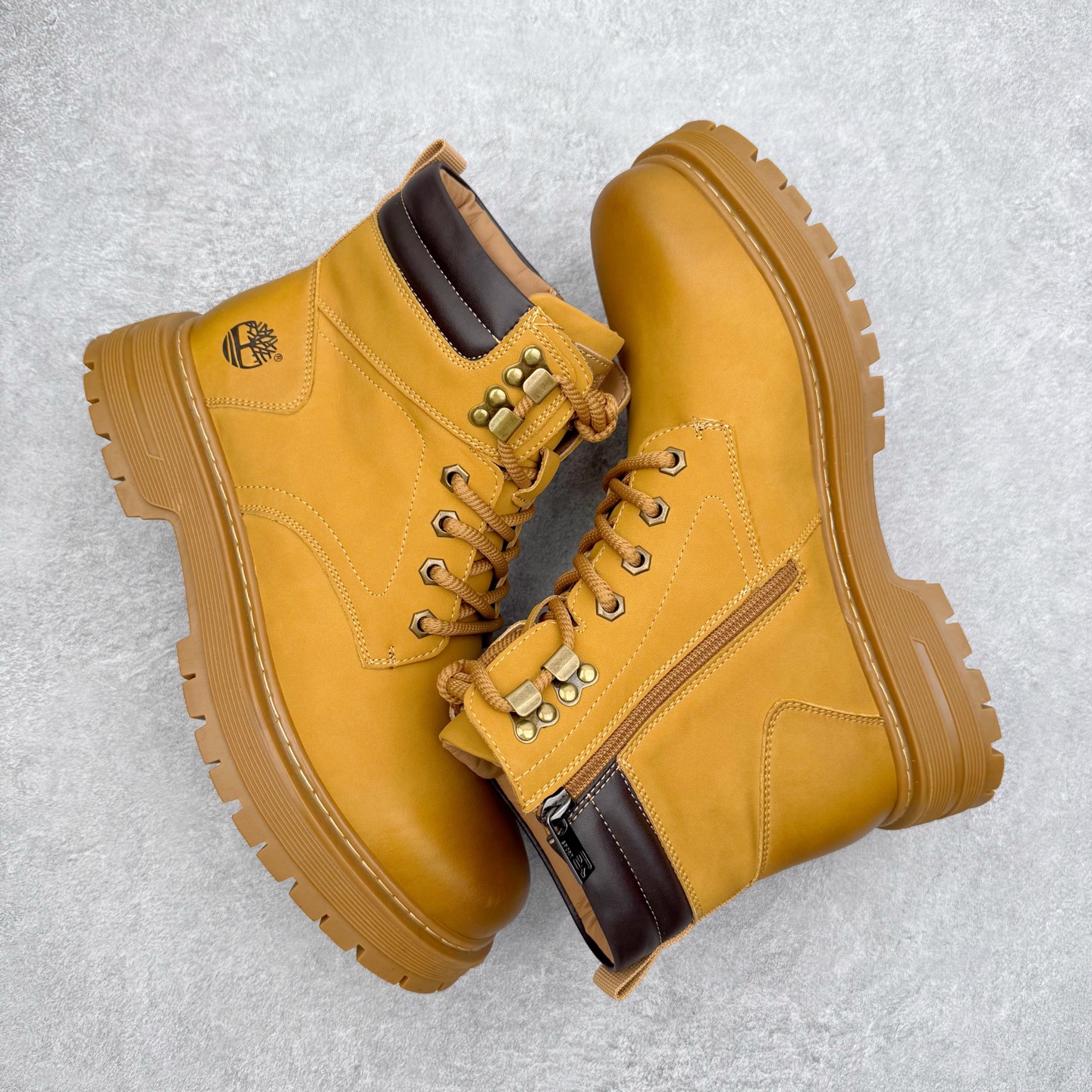 图片[3]-Timberland添柏岚/天伯伦户外中帮休闲大黄靴系列 广东大厂品质 原盒原包装 面料采用意大利🇮🇹顶级磨砂细纹牛皮 搭配防臭防腐真皮乳胶鞋垫 给您完美的穿着体验 质量考究耐穿 型男必备 专治不帅 高品质脚感一流 尺码：38 39 40 41 42 43 44（皮鞋码）-选品中心