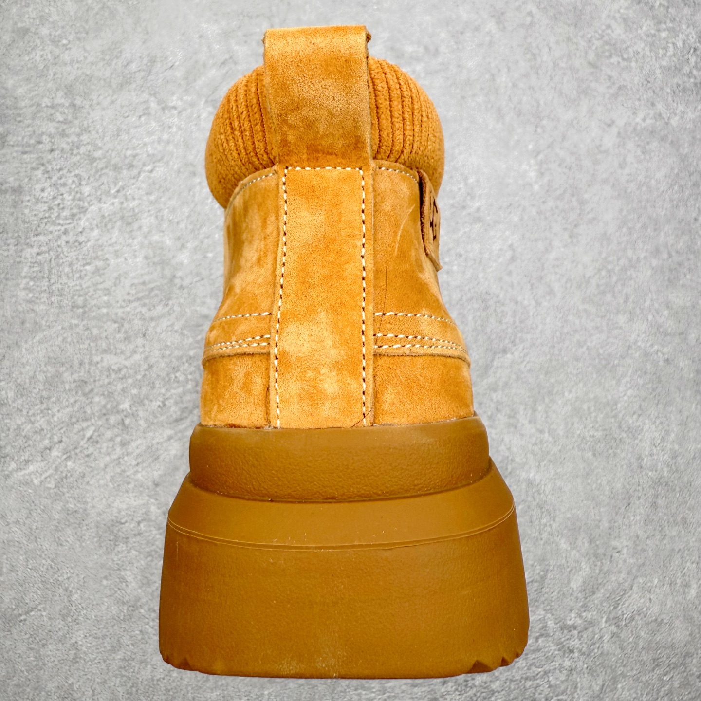 图片[8]-UGG Tasman Weather Hybrid 塔斯曼混合系列轻量休闲鞋 美国UGG秋冬新品（毛绒一体内里🔥保暖锁热）秋冬必备 户外男士高帮休闲马丁靴雪地靴系列 广东大厂品质 秋冬新款 时尚潮流搭配 面料釆用意大利进口磨砂牛皮 全鞋真牛皮材料 大底到五金都是代工厂原材料制作 好货不杀猪 首单质量严格把控 全套官网统一包装 今年冬季防寒户外专用产品 日常随意搭配 型男必备‼尺码：38-44-选品中心