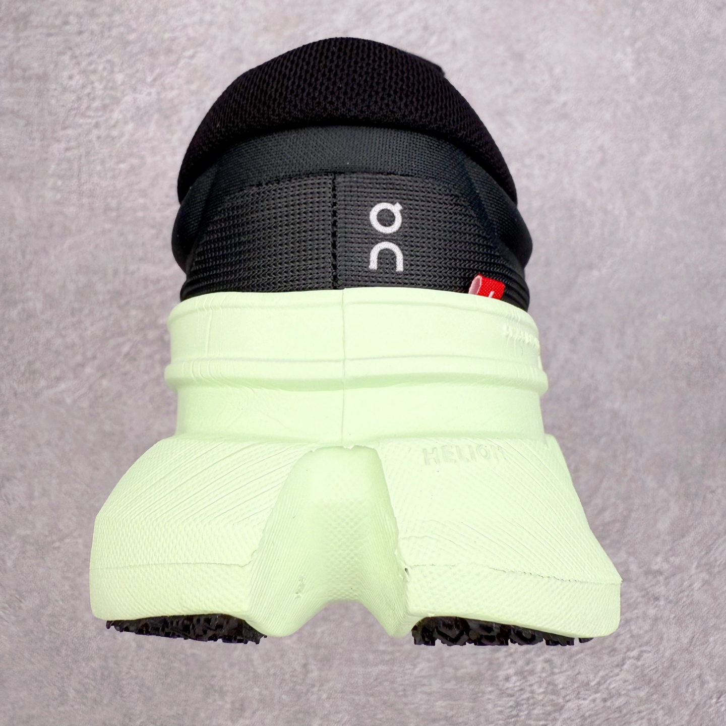 图片[8]-＃DT On昂跑 Cloudflyer 5 百搭舒适减震跑步鞋 此运动品牌 开创于2010年 缓震着陆、强效回弹、轻柔质感的设计构思始终是ON研制关键 与此同时基于“为全球提供革新性的跑步感受”信念 陆续推出了多款跑鞋及其以专业运动人体跑步工程学为设计关键的功能性跑步服饰设备 让跑者不费力气地畅快畅跑 尺码：36 36.5 37.5 38 38.5 39 40 40.5 41 42 42.5 43 44 44.5 45-选品中心