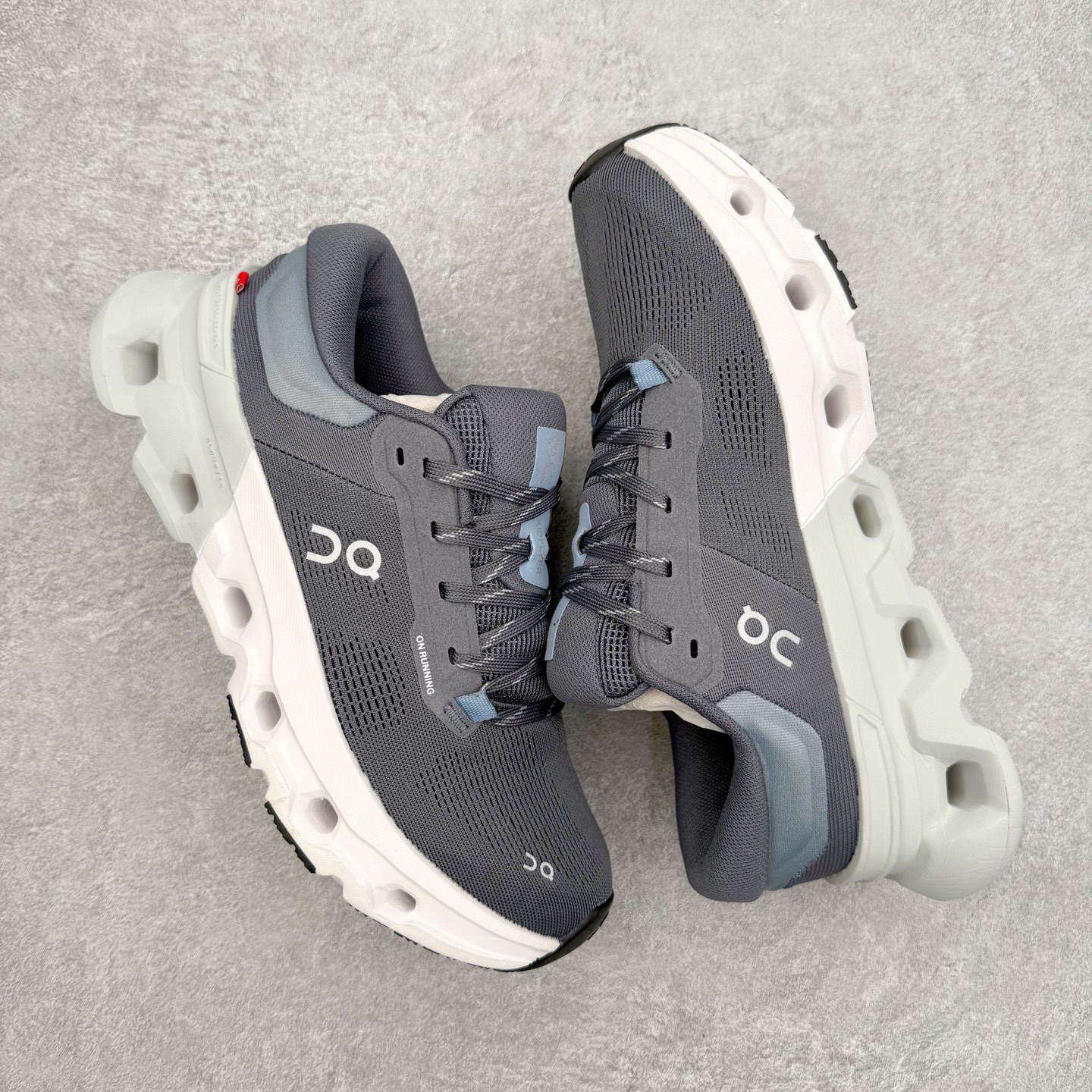 图片[3]-＃DT On昂跑 Cloudflyer 5 百搭舒适减震跑步鞋 此运动品牌 开创于2010年 缓震着陆、强效回弹、轻柔质感的设计构思始终是ON研制关键 与此同时基于“为全球提供革新性的跑步感受”信念 陆续推出了多款跑鞋及其以专业运动人体跑步工程学为设计关键的功能性跑步服饰设备 让跑者不费力气地畅快畅跑 尺码：36 36.5 37.5 38 38.5 39 40 40.5 41 42 42.5 43 44 44.5 45-选品中心