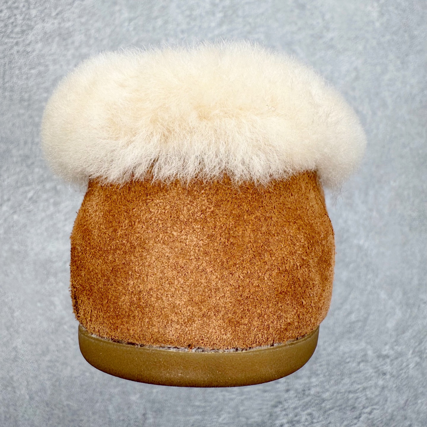 图片[8]-UGG 1391 秋冬羊皮毛一体雪地靴 全鞋采用ZP同厂 隆丰A级澳洲进口羊皮毛一体 品牌代工厂生产线 完全遵循ZP工艺流程 代工厂原厂版师 秉承无原鞋不开发选择 注重每一处细节 市面最正版型 TREADLITE\\\”轻翼\\\”科技外底 轻便/耐用/柔韧/桩型【售后郑重承诺】一个月内若出现重大脱胶/断底等质量问题 直接为您换新！尺码：35 36 37 38 39 40-选品中心