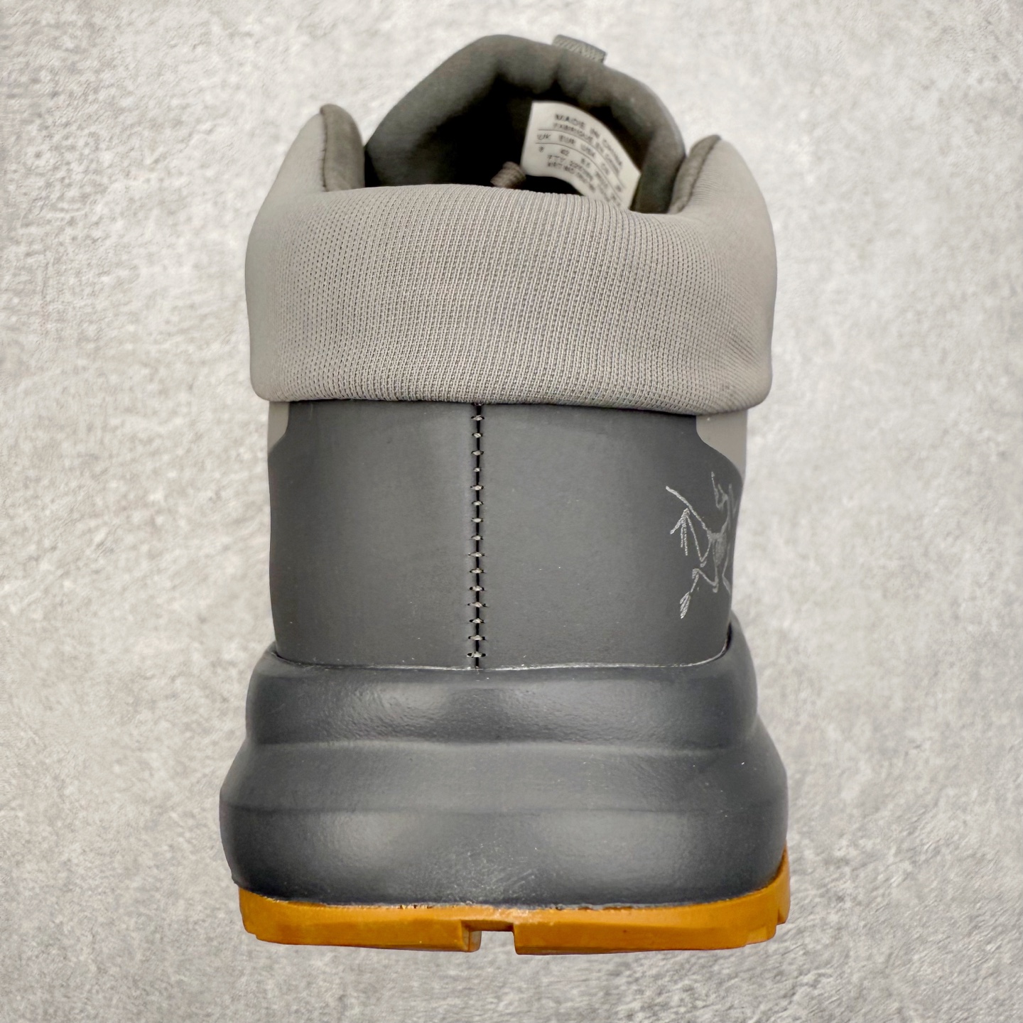 图片[8]-＃HP Arcteryx Aerios FL 2 Mid Gtx 始祖鸟涤纶TPU 覆盖防水耐磨防水透气包裹性支撑中帮徒步鞋 Arcteryx中文名始祖鸟 加拿大户外服饰品牌 1989年创立于加拿大温哥华 始祖鸟来自加拿大海岸山脉 植根高山的专业户外品牌 始终秉承对精湛设计和工艺孜孜以求的准则 从1989年创立至今 Arcteryx始终不断在产品设计与做工上不惜工本 以满足始祖鸟的标准 品质、设计以及精简的理念造就了其良好的性能 并能满足严苛环境下的使用需求 尺码：36 37 38 39 40 41 42 43 44-选品中心