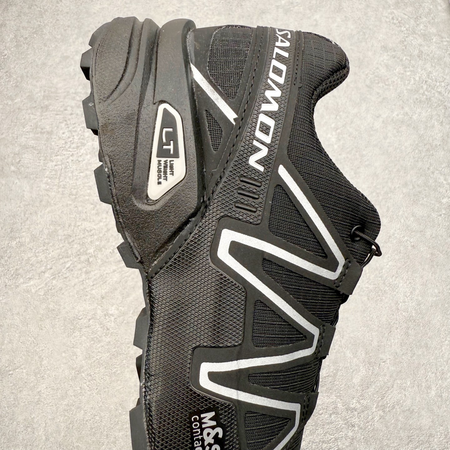 图片[6]-SALOMON 萨洛蒙 Speedcross 3 舒适轻盈减震包裹性支撑耐磨轻便低帮生活休闲鞋 男女同款 SALOMON诞生于1947年的法国阿尔卑斯山区，全球知名的户外运动品牌。一直致力于推动滑雪、越野跑等山地运动的发展及产品的进步。其产品设计致力于追求创新和发掘产品的性能极限，帮助喜欢自由的人在山地间不断挑战自我。实拍调校N版已经零色差零失真 百分百还原实物色彩所见即所得 不存在货不对板色差等低级问题 选购参考实物拍摄 不混卖不参货 只用心做好货严格选品 承诺混一赔十 尺码：36 36.5 37.5 38 38.5 39 40 40.5 41 42 42.5 43 44 44.5 45-选品中心