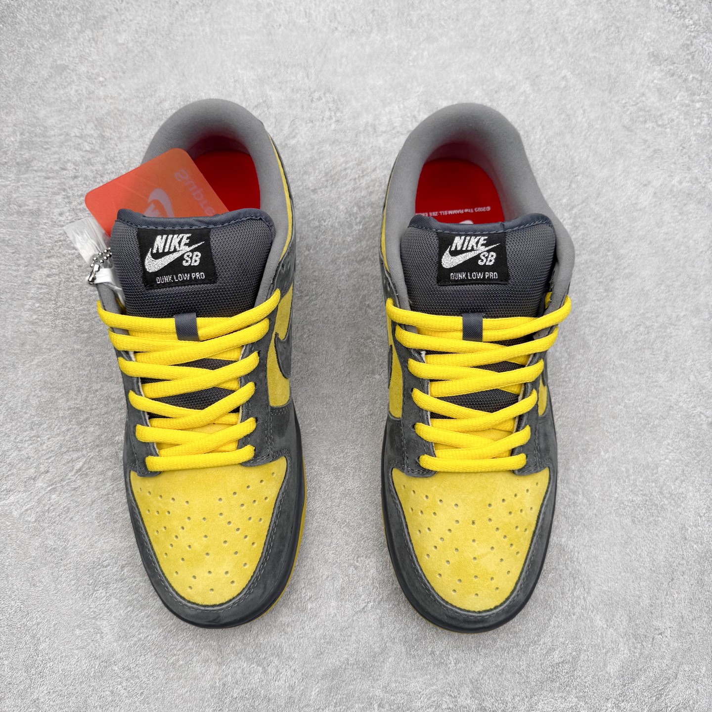 图片[2]-＃F版 NK SB Dunk Low HQ8487-300 极限压缩利润空间 超乎所想的高性价比 用料绝不含糊 原盒原配 正确耐磨橡胶大底 超高清洁度 全鞋零毛边皮料切割 全套原楦原模倾力打造完美版型 尺码：36 36.5 37.5 38 38.5 39 40 40.5 41 42 42.5 43 44 44.5 45 46 47.5-选品中心