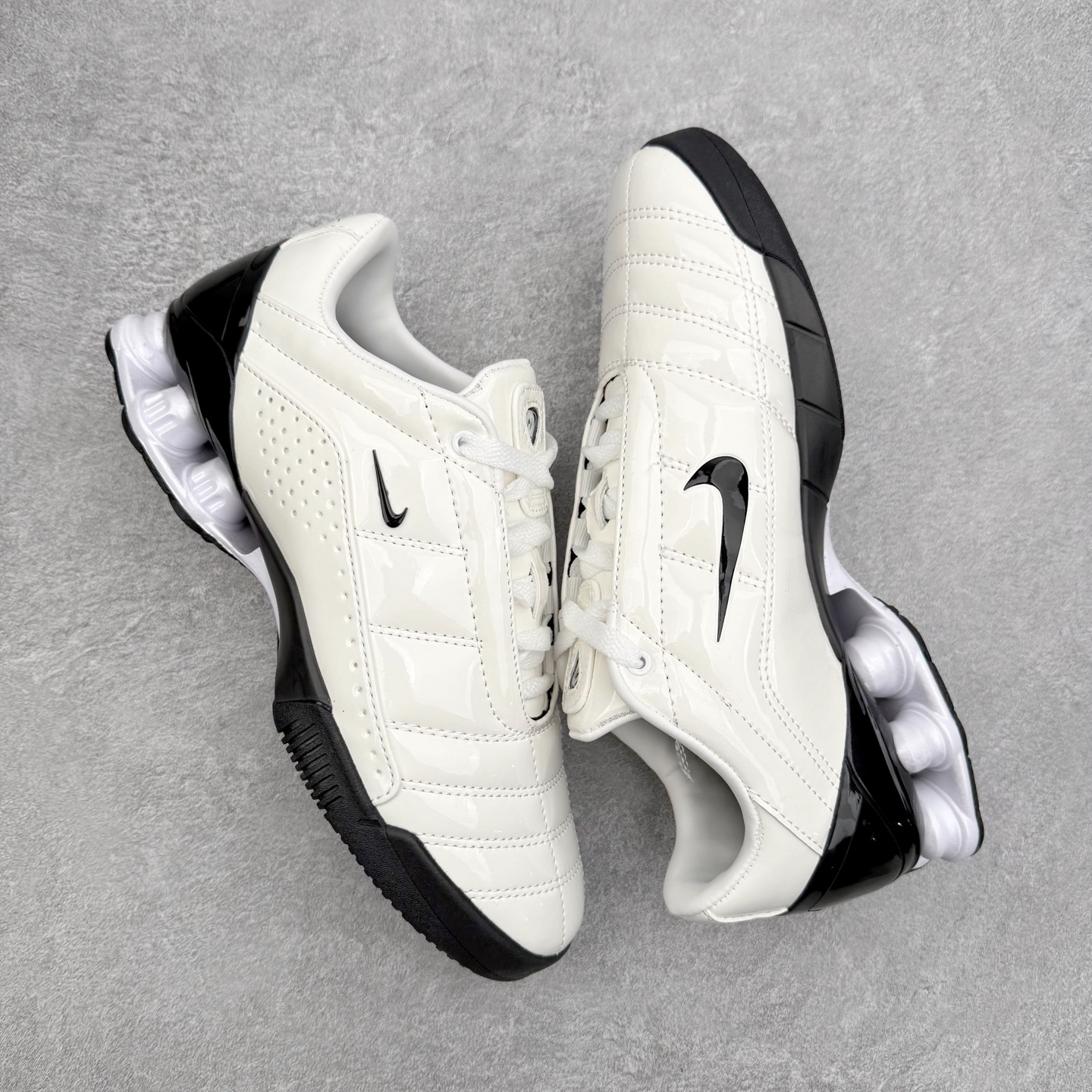 图片[3]-NK Total 90 Shox Secutor Magia 百搭舒适 耐磨 足球鞋 实拍调校N版已经零色差零失真 百分百还原实物色彩所见即所得 不存在货不对板色差等低级问题 选购参考实物拍摄 不混卖不参货 只用心做好货严格选品 承诺混一赔十 尺码：36 36.5 37.5 38 38.5 39 40 40.5 41 42 42.5 43 44 44.5 45-选品中心