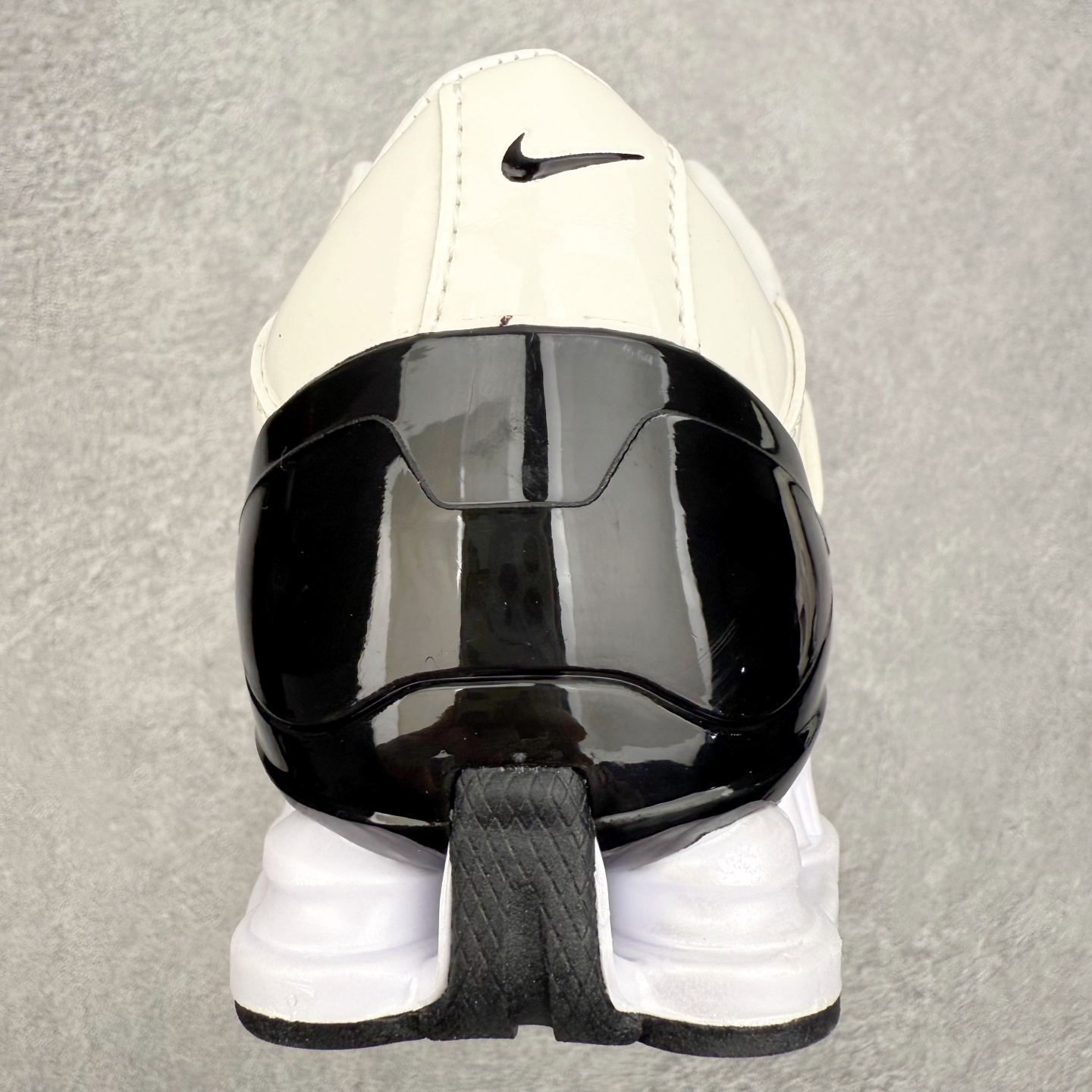 图片[8]-NK Total 90 Shox Secutor Magia 百搭舒适 耐磨 足球鞋 实拍调校N版已经零色差零失真 百分百还原实物色彩所见即所得 不存在货不对板色差等低级问题 选购参考实物拍摄 不混卖不参货 只用心做好货严格选品 承诺混一赔十 尺码：36 36.5 37.5 38 38.5 39 40 40.5 41 42 42.5 43 44 44.5 45-选品中心