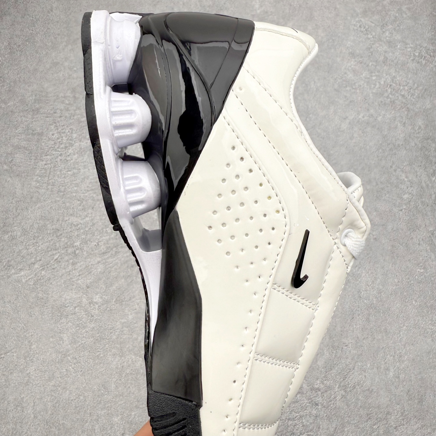 图片[6]-NK Total 90 Shox Secutor Magia 百搭舒适 耐磨 足球鞋 实拍调校N版已经零色差零失真 百分百还原实物色彩所见即所得 不存在货不对板色差等低级问题 选购参考实物拍摄 不混卖不参货 只用心做好货严格选品 承诺混一赔十 尺码：36 36.5 37.5 38 38.5 39 40 40.5 41 42 42.5 43 44 44.5 45-选品中心