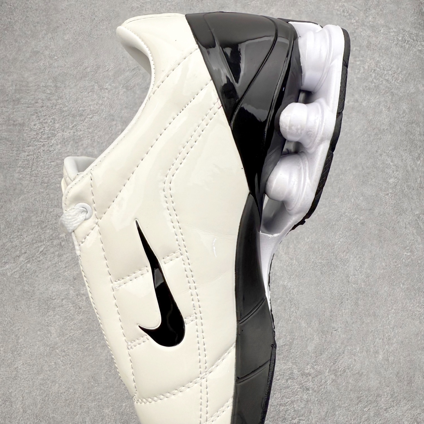 图片[7]-NK Total 90 Shox Secutor Magia 百搭舒适 耐磨 足球鞋 实拍调校N版已经零色差零失真 百分百还原实物色彩所见即所得 不存在货不对板色差等低级问题 选购参考实物拍摄 不混卖不参货 只用心做好货严格选品 承诺混一赔十 尺码：36 36.5 37.5 38 38.5 39 40 40.5 41 42 42.5 43 44 44.5 45-选品中心