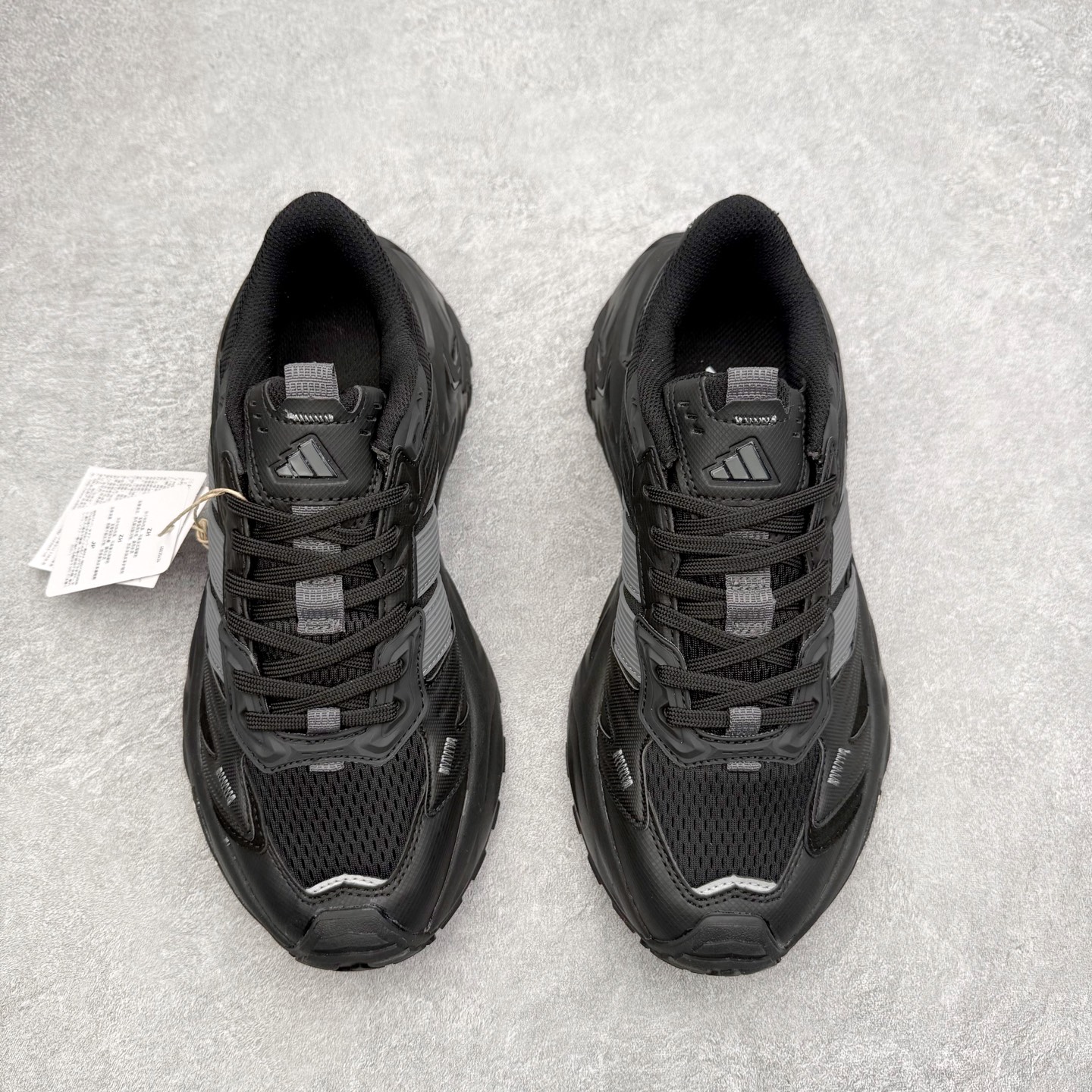 图片[2]-AD XLG STORM EDGE 经典百搭防滑老爹鞋 男女同款 实拍调校N版已经零色差零失真 百分百还原实物色彩所见即所得 不存在货不对板色差等低级问题 选购参考实物拍摄 不混卖不参货 只用心做好货严格选品 承诺混一赔十 尺码：36 36.5 37.5 38 38.5 39 40 40.5 41 42 42.5 43 44 44.5 45-选品中心