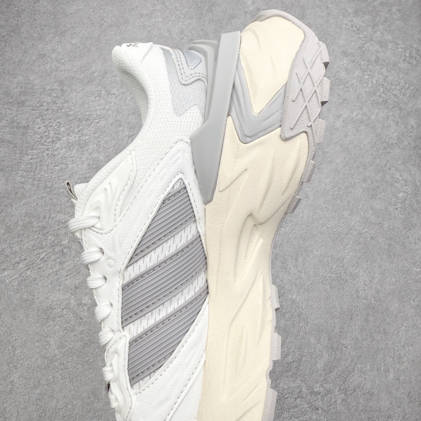 图片[7]-AD XLG STORM EDGE 经典百搭防滑老爹鞋 男女同款 实拍调校N版已经零色差零失真 百分百还原实物色彩所见即所得 不存在货不对板色差等低级问题 选购参考实物拍摄 不混卖不参货 只用心做好货严格选品 承诺混一赔十 尺码：36 36.5 37.5 38 38.5 39 40 40.5 41 42 42.5 43 44 44.5 45-选品中心