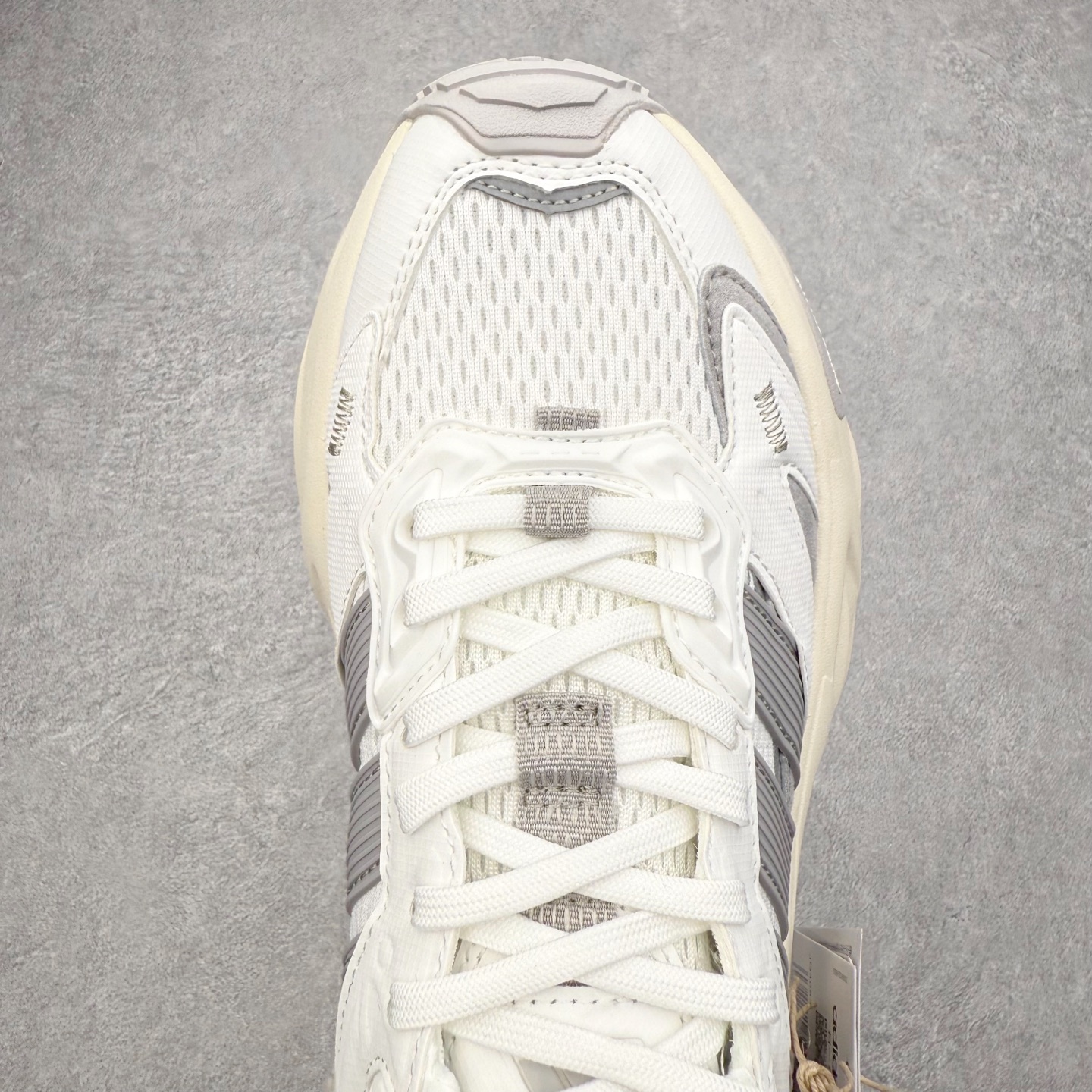 图片[4]-AD XLG STORM EDGE 经典百搭防滑老爹鞋 男女同款 实拍调校N版已经零色差零失真 百分百还原实物色彩所见即所得 不存在货不对板色差等低级问题 选购参考实物拍摄 不混卖不参货 只用心做好货严格选品 承诺混一赔十 尺码：36 36.5 37.5 38 38.5 39 40 40.5 41 42 42.5 43 44 44.5 45-选品中心