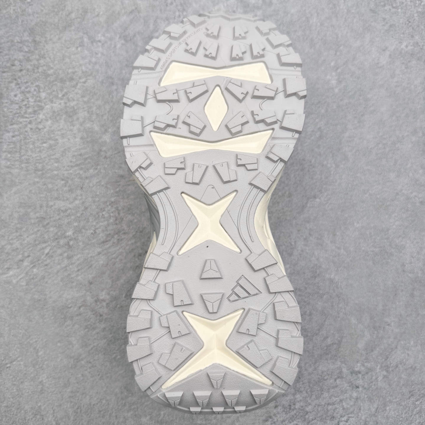 图片[9]-AD XLG STORM EDGE 经典百搭防滑老爹鞋 男女同款 实拍调校N版已经零色差零失真 百分百还原实物色彩所见即所得 不存在货不对板色差等低级问题 选购参考实物拍摄 不混卖不参货 只用心做好货严格选品 承诺混一赔十 尺码：36 36.5 37.5 38 38.5 39 40 40.5 41 42 42.5 43 44 44.5 45-选品中心