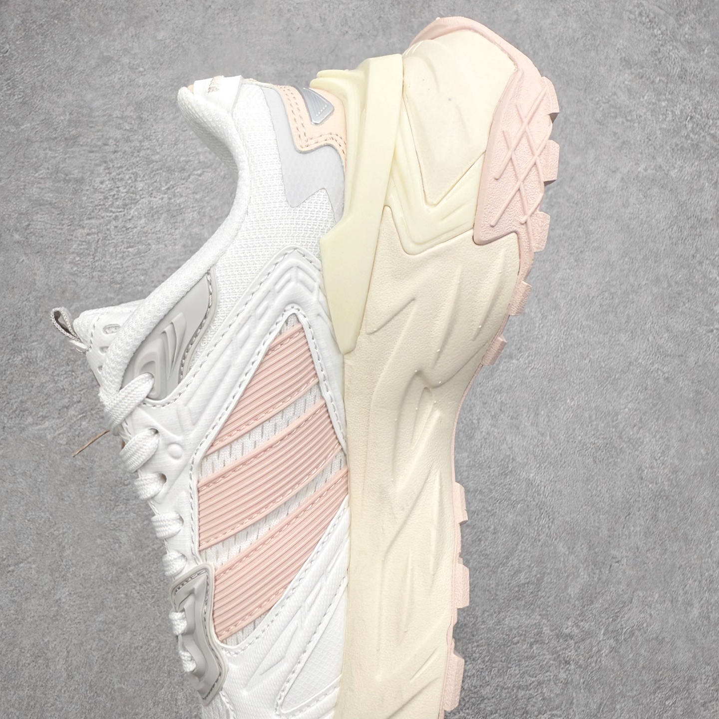 图片[7]-AD XLG STORM EDGE 经典百搭防滑老爹鞋 男女同款 实拍调校N版已经零色差零失真 百分百还原实物色彩所见即所得 不存在货不对板色差等低级问题 选购参考实物拍摄 不混卖不参货 只用心做好货严格选品 承诺混一赔十 尺码：36 36.5 37.5 38 38.5 39 40 40.5 41 42 42.5 43 44 44.5 45-选品中心