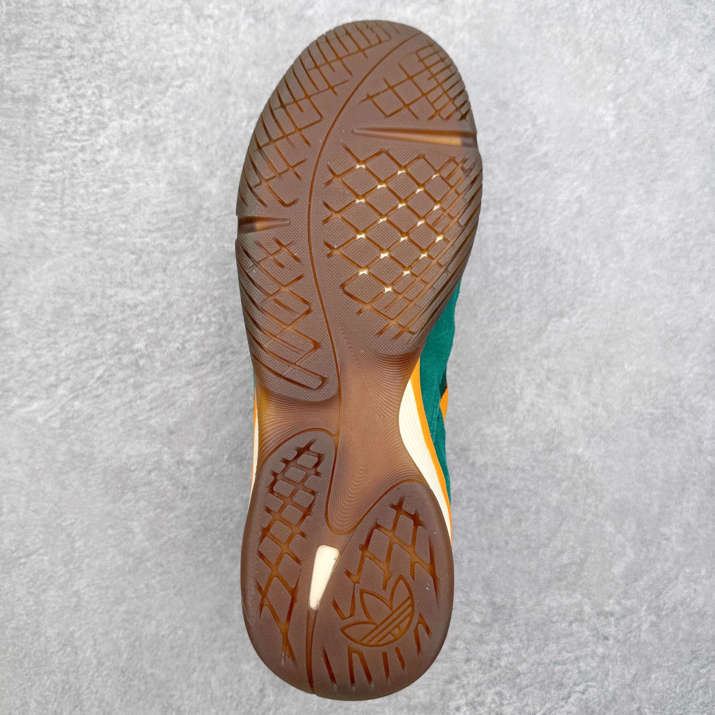 图片[9]-AD Originals Gazelle Sala 舒适柔软耐磨低帮 生活休闲鞋 男女同款 JQ0887 实拍调校N版已经零色差零失真 百分百还原实物色彩所见即所得 不存在货不对板色差等低级问题 选购参考实物拍摄 不混卖不参货 只用心做好货严格选品 承诺混一赔十 尺码：36 36.5 37.5 38 38.5 39 40 40.5 41 42 42.5 43 44 44.5 45-选品中心