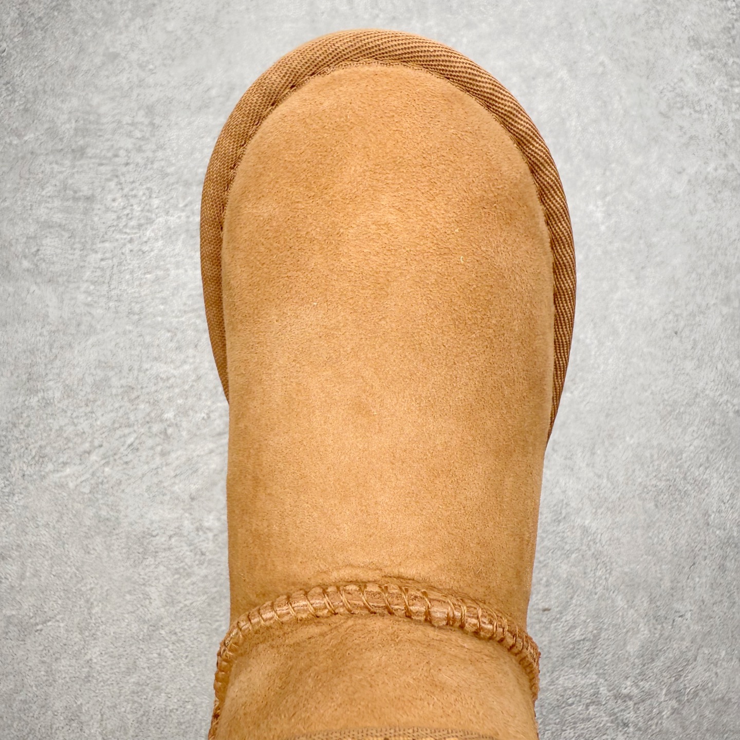 图片[4]-UGG 6109 秋冬经典户外雪地靴童鞋 官方同步包装 检验标 材料采用原厂防污防水皮料 羊毛皮一体 防滑耐磨轻翼大底 保暖性能十足 严寒季节 必属佳品 尺码：28 29 30 31 32 33 34 35-选品中心