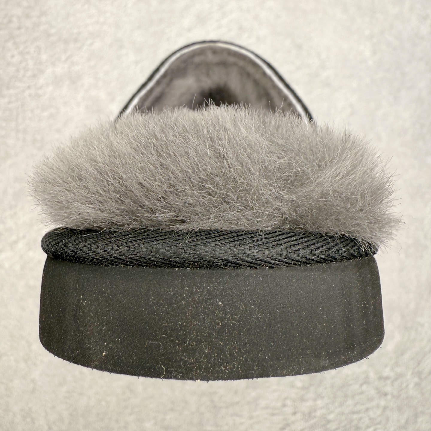 图片[8]-UGG 4585 秋冬羊皮毛一体雪地靴 全鞋采用ZP同厂 隆丰A级澳洲进口羊皮毛一体 品牌代工厂生产线 完全遵循ZP工艺流程 代工厂原厂版师 秉承无原鞋不开发选择 注重每一处细节 市面最正版型 TREADLITE\\\”轻翼\\\”科技外底 轻便/耐用/柔韧/桩型【售后郑重承诺】一个月内若出现重大脱胶/断底等质量问题 直接为您换新！尺码：35 36 37 38 39 40-选品中心