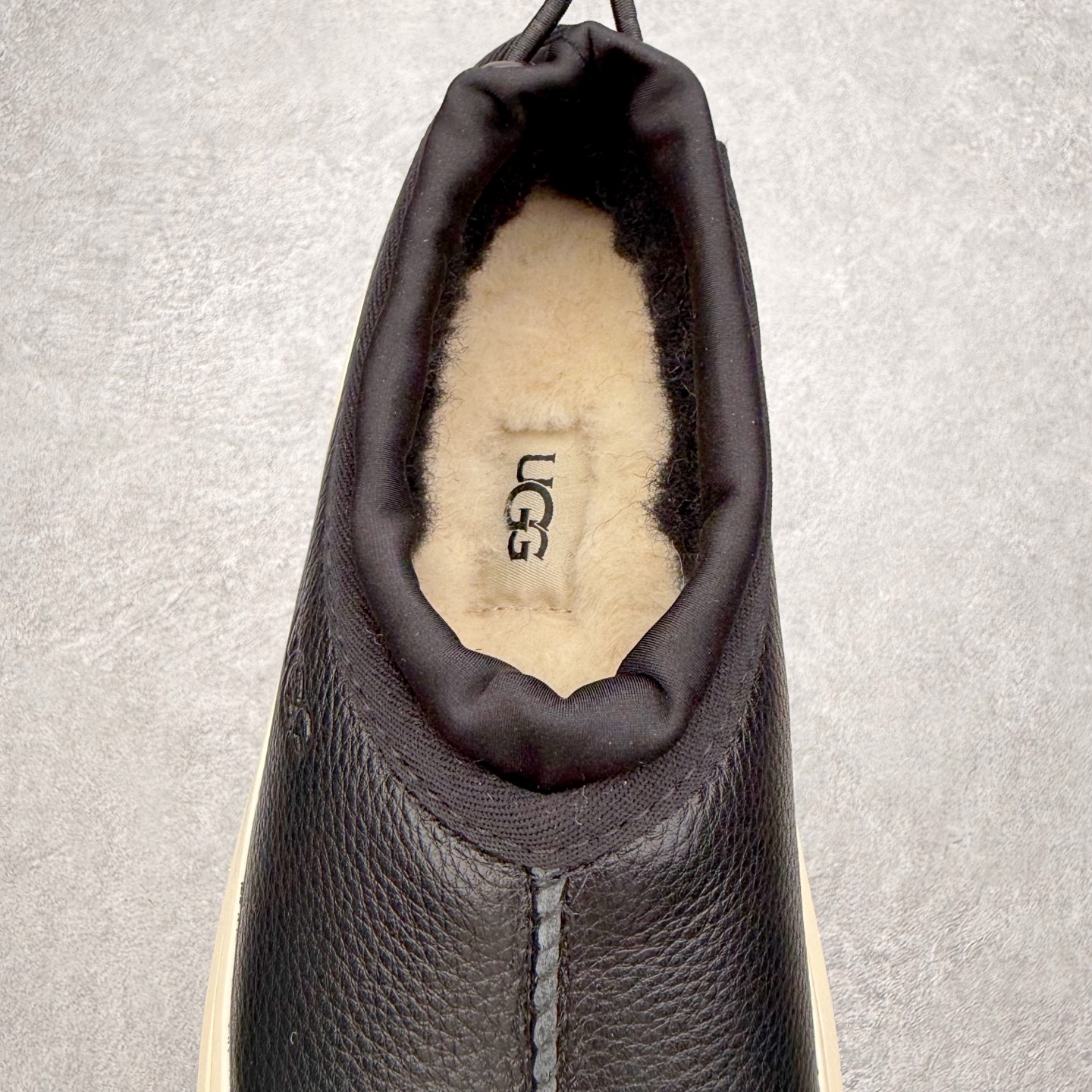 图片[5]-＃SP原厂 UGG 4096 塔斯曼高帮秋冬羊皮毛一体雪地靴 全鞋采用ZP同厂 隆丰A级澳洲进口羊皮毛一体 品牌代工厂生产线 完全遵循ZP工艺流程 代工厂原厂版师 秉承无原鞋不开发选择 注重每一处细节 市面最正版型 TREADLITE\\\”轻翼\\\”科技外底 轻便/耐用/柔韧/桩型【售后郑重承诺】一个月内若出现重大脱胶/断底等质量问题 直接为您换新！尺码：35 36 37 38 39 40 41 42 43-选品中心