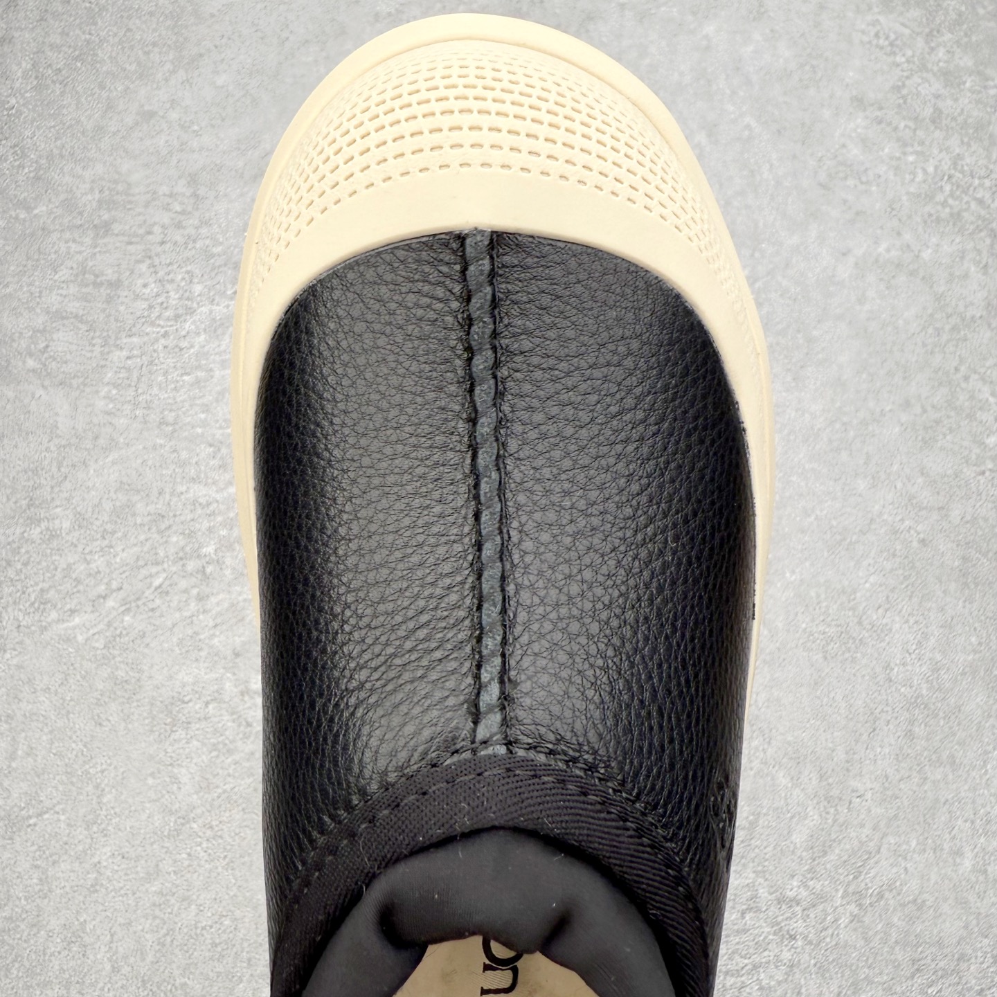 图片[4]-＃SP原厂 UGG 4096 塔斯曼高帮秋冬羊皮毛一体雪地靴 全鞋采用ZP同厂 隆丰A级澳洲进口羊皮毛一体 品牌代工厂生产线 完全遵循ZP工艺流程 代工厂原厂版师 秉承无原鞋不开发选择 注重每一处细节 市面最正版型 TREADLITE\\\”轻翼\\\”科技外底 轻便/耐用/柔韧/桩型【售后郑重承诺】一个月内若出现重大脱胶/断底等质量问题 直接为您换新！尺码：35 36 37 38 39 40 41 42 43-选品中心