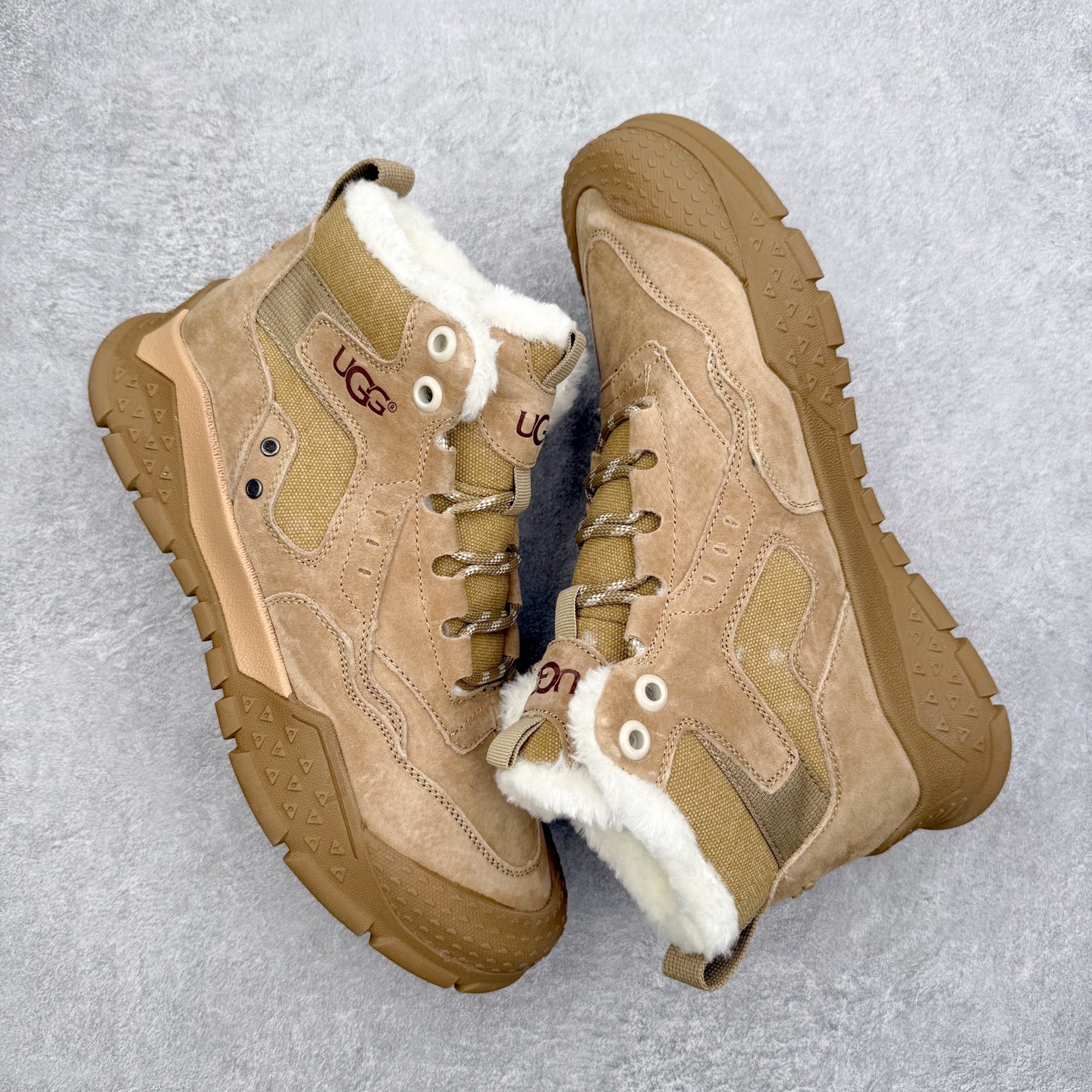 图片[3]-UGG Tasman Weather Hybrid 塔斯曼混合系列户外中帮休闲马丁靴雪地靴UGG秋冬新品 秋冬必备（内里加绒保暖🔥）时尚休闲马丁靴雪地靴系列 代购专供品质 面料采用进口头层牛皮材质 鞋内里采用🔥毛茸一体内里保暖锁热。外置防滑橡胶大底 系带设计 穿脱十分方便 采用TPU模压定型真皮鞋面材质#科技外底防滑,耐磨性和良好的弹性！尺码：39-44-选品中心