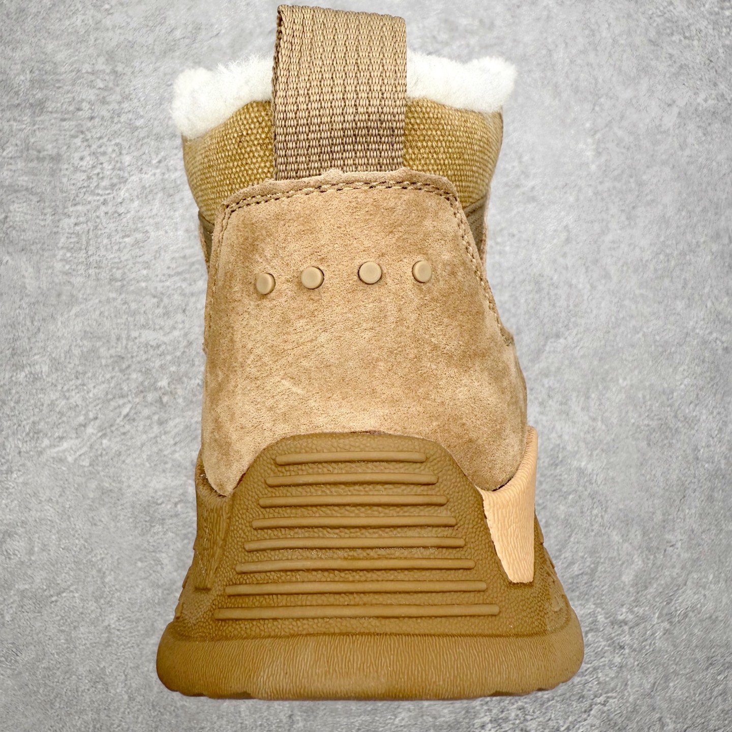 图片[8]-UGG Tasman Weather Hybrid 塔斯曼混合系列户外中帮休闲马丁靴雪地靴UGG秋冬新品 秋冬必备（内里加绒保暖🔥）时尚休闲马丁靴雪地靴系列 代购专供品质 面料采用进口头层牛皮材质 鞋内里采用🔥毛茸一体内里保暖锁热。外置防滑橡胶大底 系带设计 穿脱十分方便 采用TPU模压定型真皮鞋面材质#科技外底防滑,耐磨性和良好的弹性！尺码：39-44-选品中心