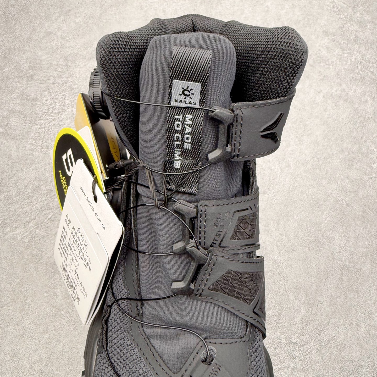 图片[5]-＃K版 KAILAS YAN GTX HIGH 凯乐石运动户外舒适时尚防滑防水透气高帮登山徒步鞋 KAILAS凯乐石品牌是全球三大全系攀登品牌之一，于2003年创立于中国广州，致力于为有攀登梦想的户外运动员及爱好者，研发制造功能性专业装备，满足他们在极限环境下安全舒适的需求，凯乐石专注于科技面料的开发及专业功能设计，产品线覆盖登山、攀岩、徒步、越野跑山、露营、旅行等多项户外运动，通过运动员的测试反馈，不断进化迭代，产品荣获国内外大奖71座，发明专利21个，更突破性的自主研发攀登器械，打造出中国的攀登硬实力。实拍调校N版已经零色差零失真 百分百还原实物色彩所见即所得 不存在货不对板色差等低级问题 选购参考实物拍摄 不混卖不参货 只用心做好货严格选品 承诺混一赔十 尺码：36 36.5 37.5 38 38.5 39 40 40.5 41 42 42.5 43 44 44.5 45-选品中心