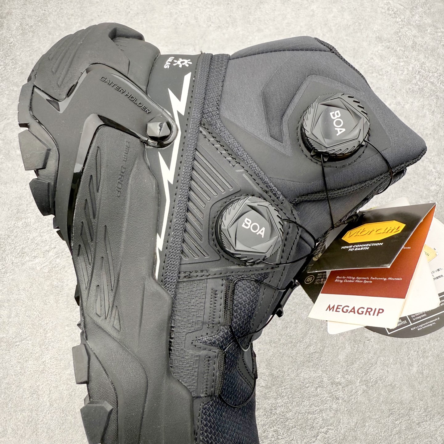 图片[6]-＃K版 KAILAS YAN GTX HIGH 凯乐石运动户外舒适时尚防滑防水透气高帮登山徒步鞋 KAILAS凯乐石品牌是全球三大全系攀登品牌之一，于2003年创立于中国广州，致力于为有攀登梦想的户外运动员及爱好者，研发制造功能性专业装备，满足他们在极限环境下安全舒适的需求，凯乐石专注于科技面料的开发及专业功能设计，产品线覆盖登山、攀岩、徒步、越野跑山、露营、旅行等多项户外运动，通过运动员的测试反馈，不断进化迭代，产品荣获国内外大奖71座，发明专利21个，更突破性的自主研发攀登器械，打造出中国的攀登硬实力。实拍调校N版已经零色差零失真 百分百还原实物色彩所见即所得 不存在货不对板色差等低级问题 选购参考实物拍摄 不混卖不参货 只用心做好货严格选品 承诺混一赔十 尺码：36 36.5 37.5 38 38.5 39 40 40.5 41 42 42.5 43 44 44.5 45-选品中心