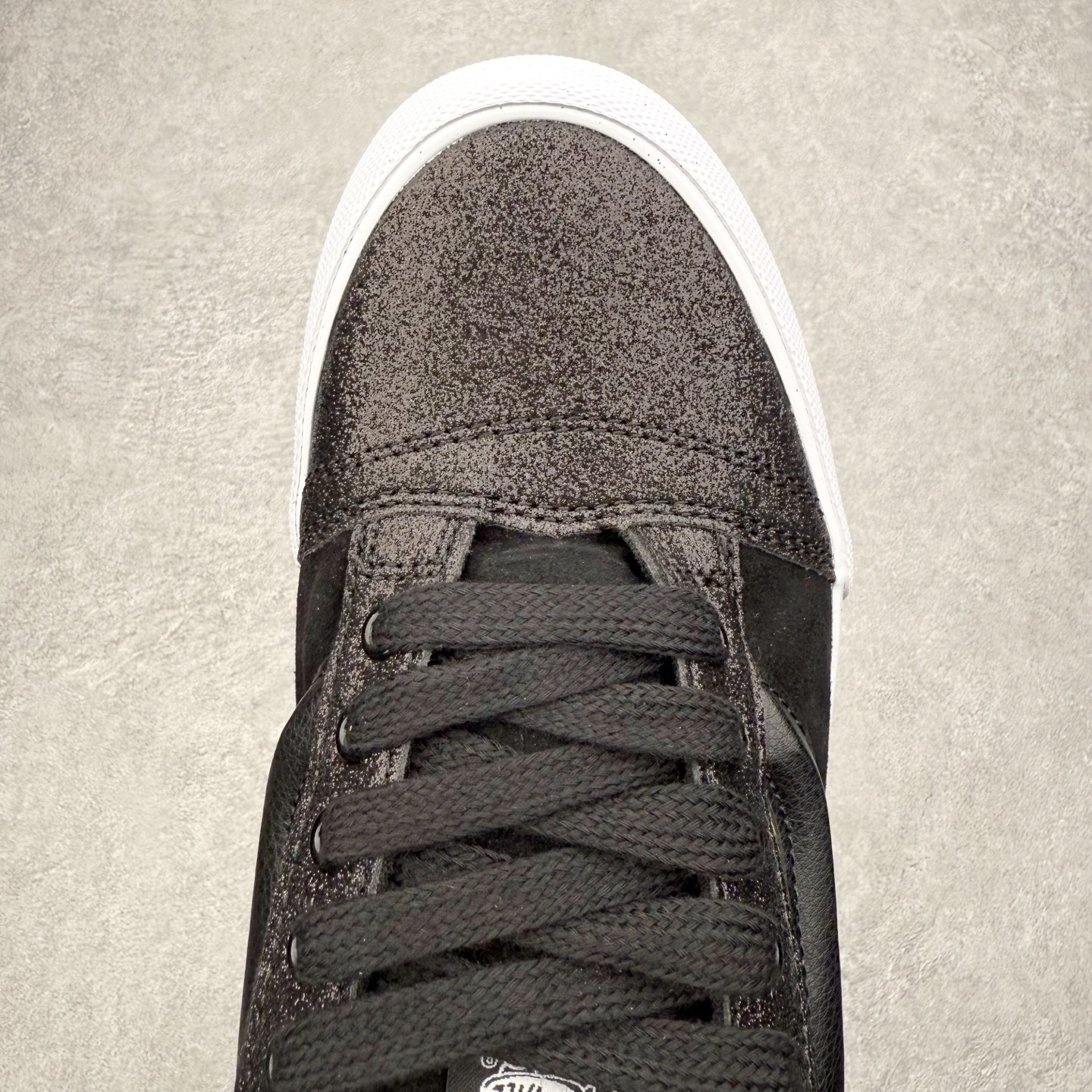 图片[4]-Vans Knu Skool 复古纹理抽绳 官方新款 经典肥胖版大Logo麂皮拼接黑色珠光亮面材质面包鞋 货号：VN000VB4CJK 尺码：35 36 36.5 37 38 38.5 39 40 40.5 41 42 42.5 43 44 45-选品中心