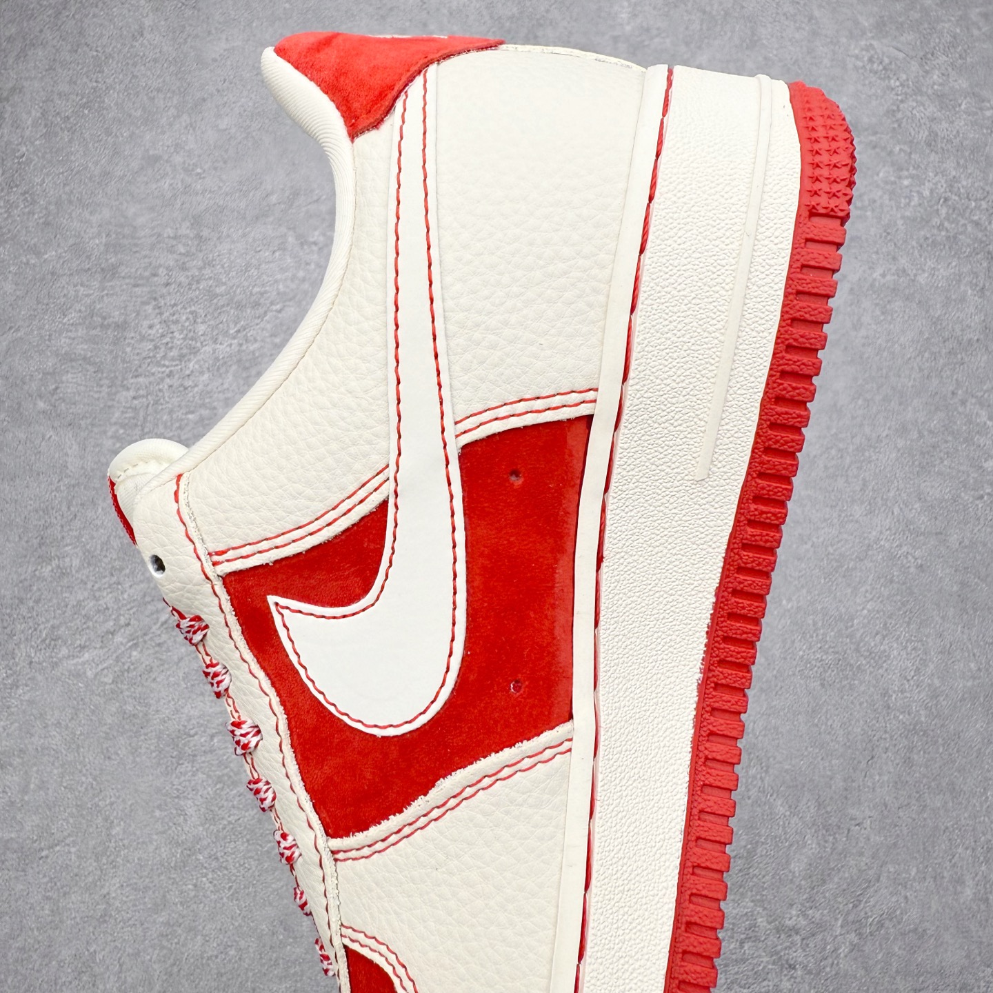 图片[7]-NK Air Force 1´07 Low 空军一号低帮百搭休闲运动板鞋 XL1979-133 柔软、弹性十足的缓震性能和出色的中底设计 横跨复古与现代的外型结合 造就出风靡全球 三十多年的Force 1 直到今天还深受青睐 实拍调校N版已经零色差零失真 百分百还原实物色彩所见即所得 不存在货不对板色差等低级问题 选购参考实物拍摄 不混卖不参货 只用心做好货严格选品 承诺混一赔十 尺码：36 36.5 37.5 38 38.5 39 40 40.5 41 42 42.5 43 44 44.5 45-选品中心