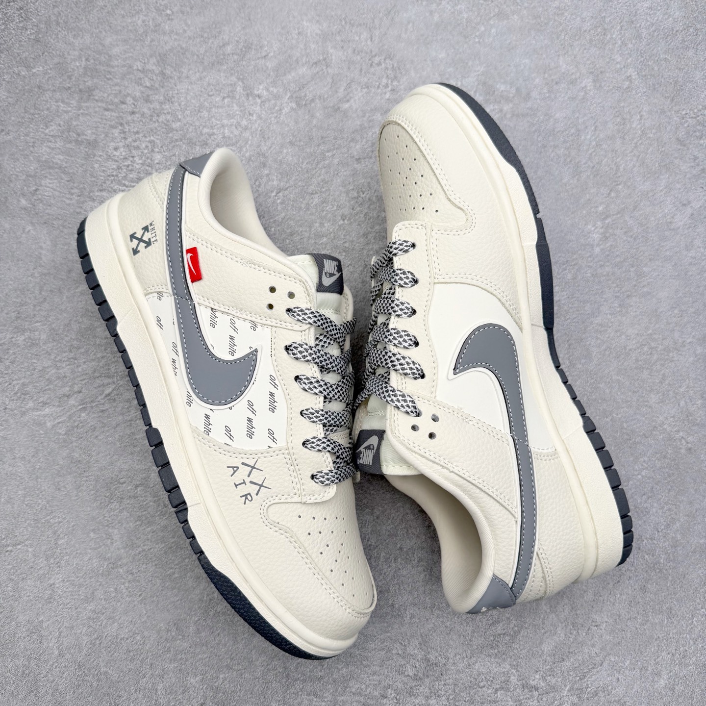 图片[3]-NK Dunk Low 定制配色 SD8888-005 大厂出品 极力推荐 原装头层材料 独家版型蒸餾加工帶來的是更好的视觉和脚感体验大厂纯原品质出货 清洁度 电绣工艺 皮料切割干净无任何毛边 细节完美 实拍调校N版已经零色差零失真 百分百还原实物色彩所见即所得 不存在货不对板色差等低级问题 选购参考实物拍摄 不混卖不参货 只用心做好货严格选品 承诺混一赔十 尺码：36 36.5 37.5 38 38.5 39 40 40.5 41 42 42.5 43 44 44.5 45-选品中心