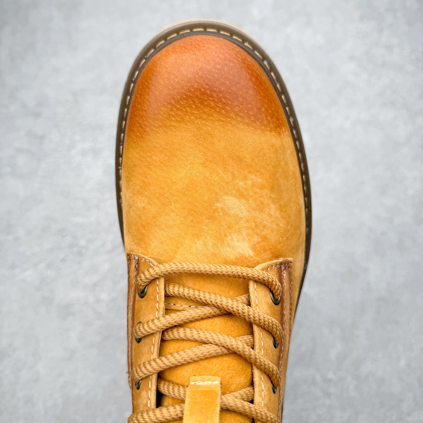 图片[4]-Timberland添柏岚/天伯伦户外中帮休闲大黄靴系列 广东大厂品质 原盒原包装 面料采用意大利🇮🇹顶级磨砂细纹牛皮 搭配防臭防腐真皮乳胶鞋垫 给您完美的穿着体验 质量考究耐穿 型男必备 专治不帅 高品质脚感一流 尺码：38 39 40 41 42 43 44（皮鞋码）-选品中心