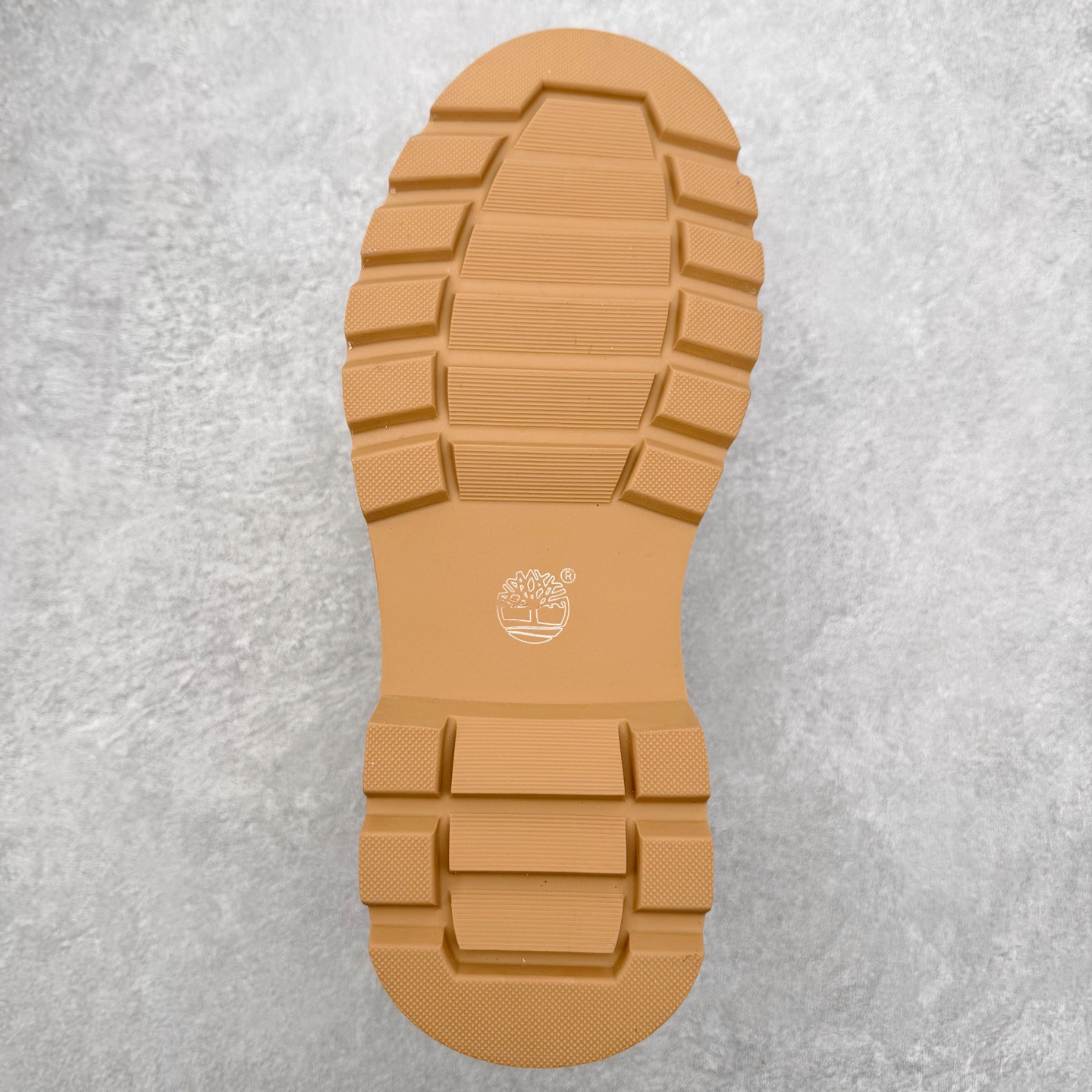 图片[9]-Timberland添柏岚/天伯伦户外中帮休闲大黄靴系列 广东大厂品质 原盒原包装 面料采用意大利🇮🇹顶级磨砂细纹牛皮 搭配防臭防腐真皮乳胶鞋垫 给您完美的穿着体验 质量考究耐穿 型男必备 专治不帅 高品质脚感一流 尺码：38 39 40 41 42 43 44（皮鞋码）-选品中心