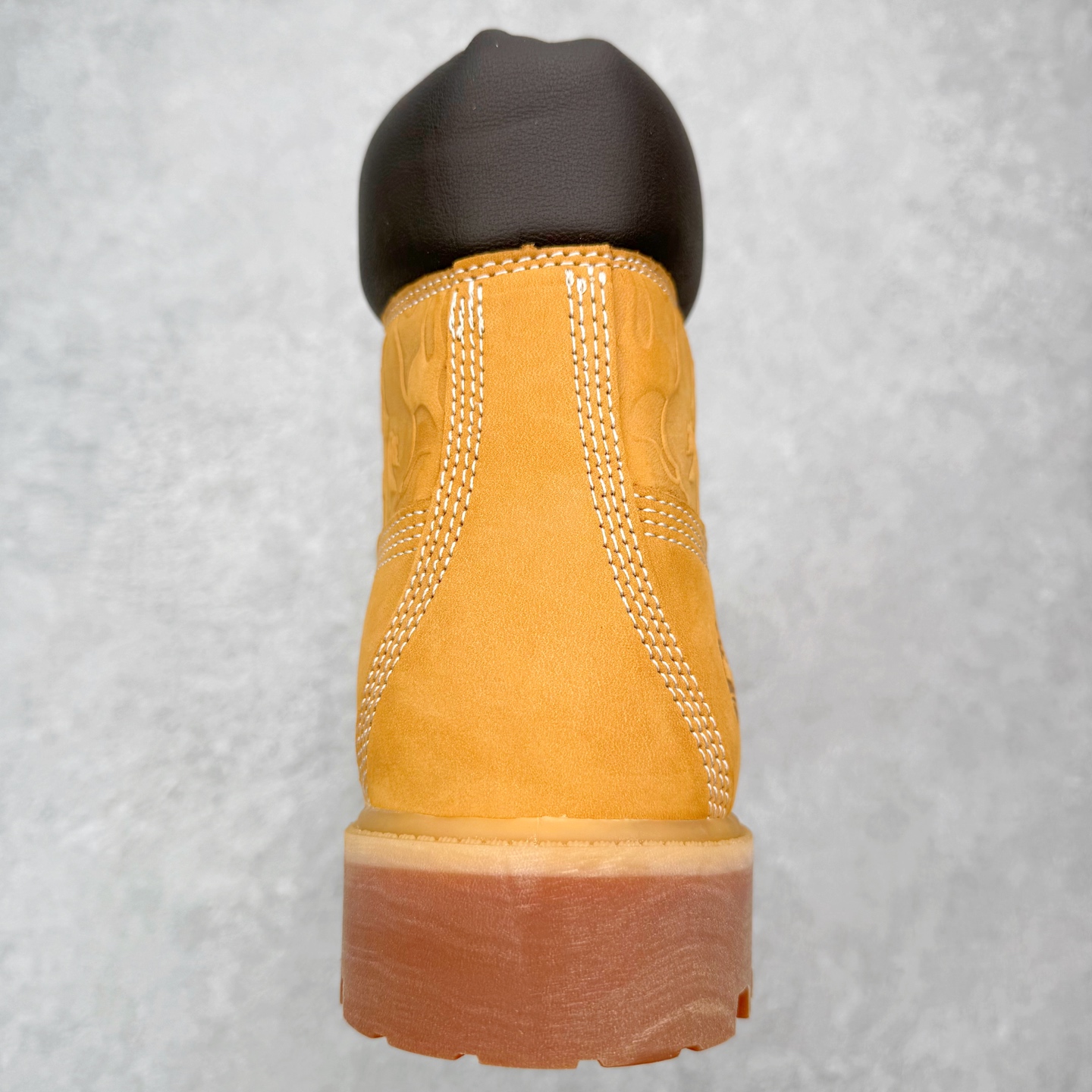 图片[8]-＃ZS Timberland x Bape x Undefeated 天伯伦/添柏岚 猿人头 不败 三方联名限量款 卖了两年也卖爆了两年的经典联名款 中山大厂代工生产 原厂精选防水磨砂牛皮 顶级注塑大底 正品四线并齐工艺 原厂bape 纹路压花 横折动态防泼水 原厂包装盒以及配件一应俱全 Size 36 37 38 39.5 40 41 42 43 44 45 46 男码偏大-选品中心