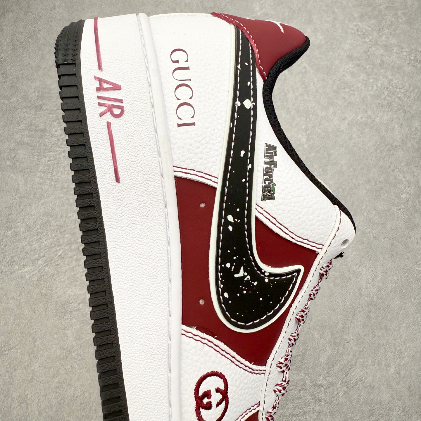 图片[6]-NK Air Force 1´07 Low 空军一号低帮百搭休闲运动板鞋 KK1988-511 柔软、弹性十足的缓震性能和出色的中底设计 横跨复古与现代的外型结合 造就出风靡全球 三十多年的Force 1 直到今天还深受青睐 实拍调校N版已经零色差零失真 百分百还原实物色彩所见即所得 不存在货不对板色差等低级问题 选购参考实物拍摄 不混卖不参货 只用心做好货严格选品 承诺混一赔十 尺码：36 36.5 37.5 38 38.5 39 40 40.5 41 42 42.5 43 44 44.5 45-选品中心