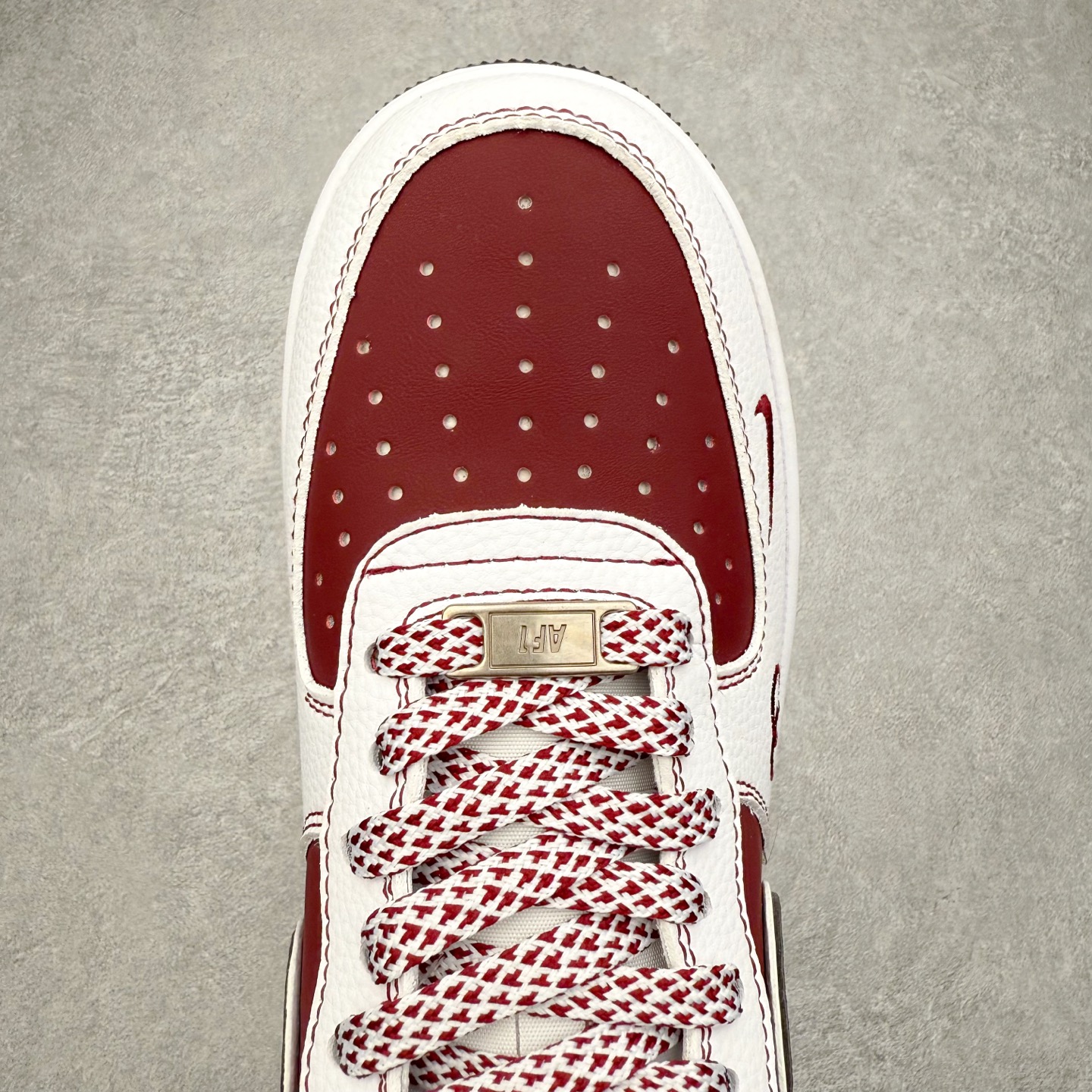 图片[4]-NK Air Force 1´07 Low 空军一号低帮百搭休闲运动板鞋 KK1988-511 柔软、弹性十足的缓震性能和出色的中底设计 横跨复古与现代的外型结合 造就出风靡全球 三十多年的Force 1 直到今天还深受青睐 实拍调校N版已经零色差零失真 百分百还原实物色彩所见即所得 不存在货不对板色差等低级问题 选购参考实物拍摄 不混卖不参货 只用心做好货严格选品 承诺混一赔十 尺码：36 36.5 37.5 38 38.5 39 40 40.5 41 42 42.5 43 44 44.5 45-选品中心