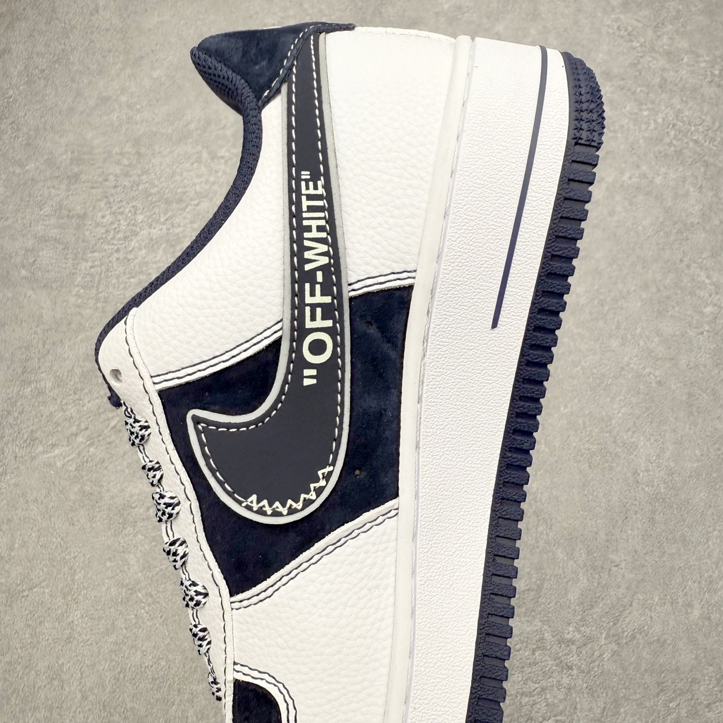 图片[7]-NK Air Force 1´07 Low 空军一号低帮百搭休闲运动板鞋 HV5999-002 柔软、弹性十足的缓震性能和出色的中底设计 横跨复古与现代的外型结合 造就出风靡全球 三十多年的Force 1 直到今天还深受青睐 实拍调校N版已经零色差零失真 百分百还原实物色彩所见即所得 不存在货不对板色差等低级问题 选购参考实物拍摄 不混卖不参货 只用心做好货严格选品 承诺混一赔十 尺码：36 36.5 37.5 38 38.5 39 40 40.5 41 42 42.5 43 44 44.5 45-选品中心