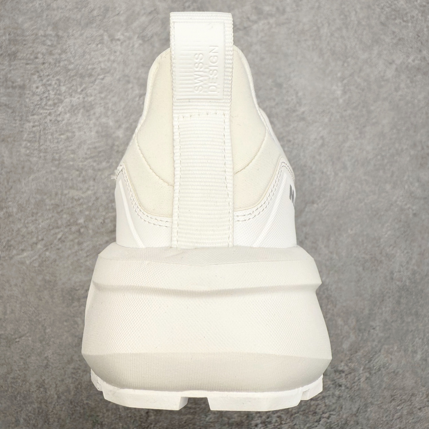 图片[8]-MAMMUT猛犸象 Aenergy 舒适百搭 耐磨防滑 低帮徒步鞋 MAMMUT是高山运动、登山和户外运动装备品牌，其产品以可靠的质量和创新的设计领导着世界潮流，MAMMUT代表着最高的安全性，其产品线几乎覆盖所有户外领域，依靠其产品安全可靠的性能以及丰富的产品线而享誉全球。实拍调校N版已经零色差零失真 百分百还原实物色彩所见即所得 不存在货不对板色差等低级问题 选购参考实物拍摄 不混卖不参货 只用心做好货严格选品 承诺混一赔十 尺码：36 36.5 37.5 38 38.5 39 40 40.5 41 42 42.5 43 44 44.5 45-选品中心