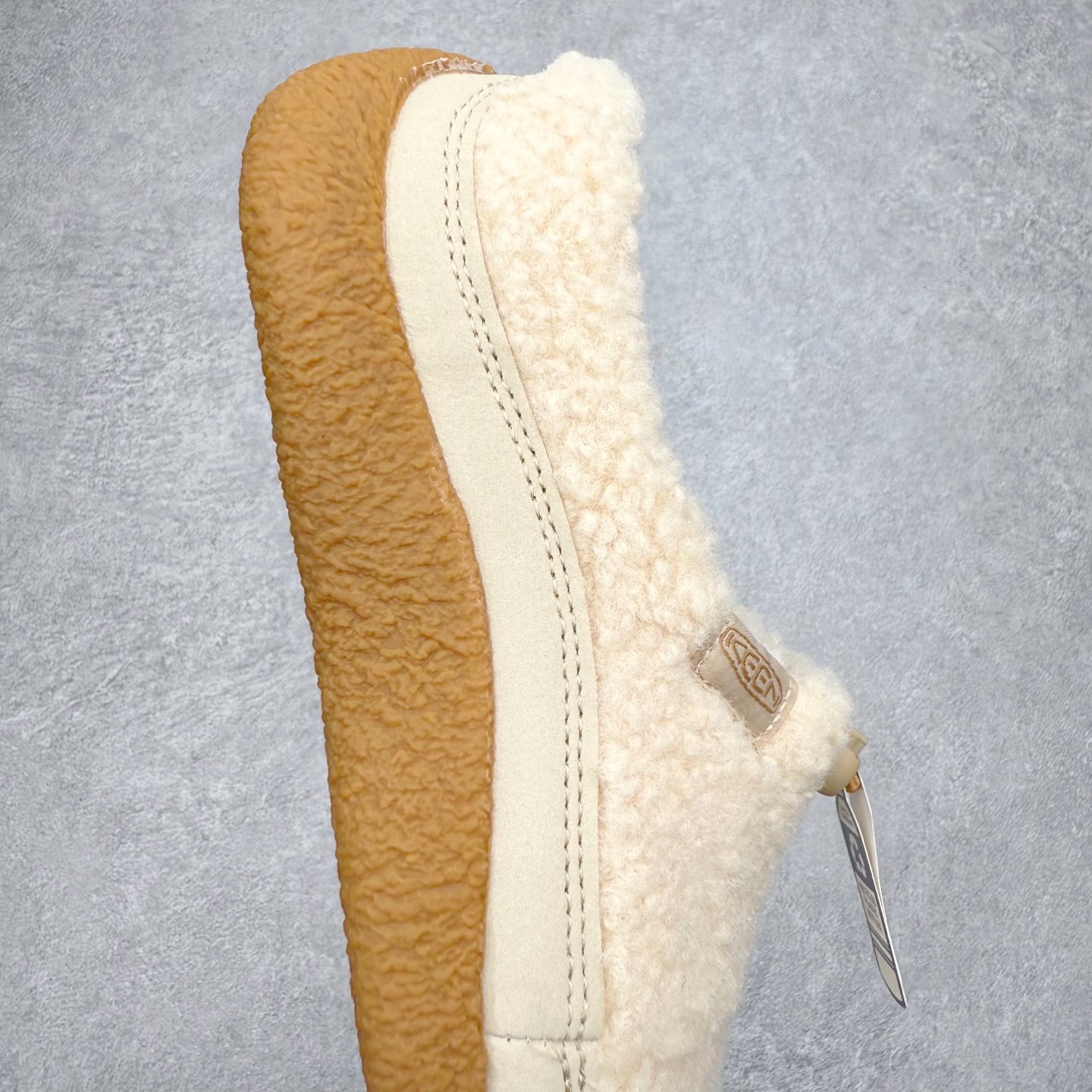 图片[6]-中山原单货 极力推荐版本 KEEN 科恩 Howser 3 Slide 爆款小羊蹄上线了 原创版型 简约外形时尚可户内户外任意穿梭 弹力鞋带锁定系统方便穿脱 橡胶大底 环保无异味 舒适的一脚蹬设计 创新家居混合款式 主货号：1026651 尺码：35 36 37 38 39 40 41-选品中心