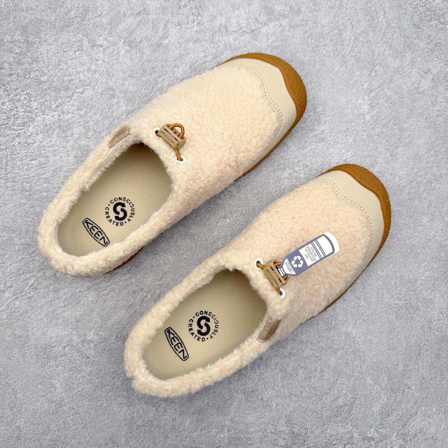 图片[3]-中山原单货 极力推荐版本 KEEN 科恩 Howser 3 Slide 爆款小羊蹄上线了 原创版型 简约外形时尚可户内户外任意穿梭 弹力鞋带锁定系统方便穿脱 橡胶大底 环保无异味 舒适的一脚蹬设计 创新家居混合款式 主货号：1026651 尺码：35 36 37 38 39 40 41-选品中心