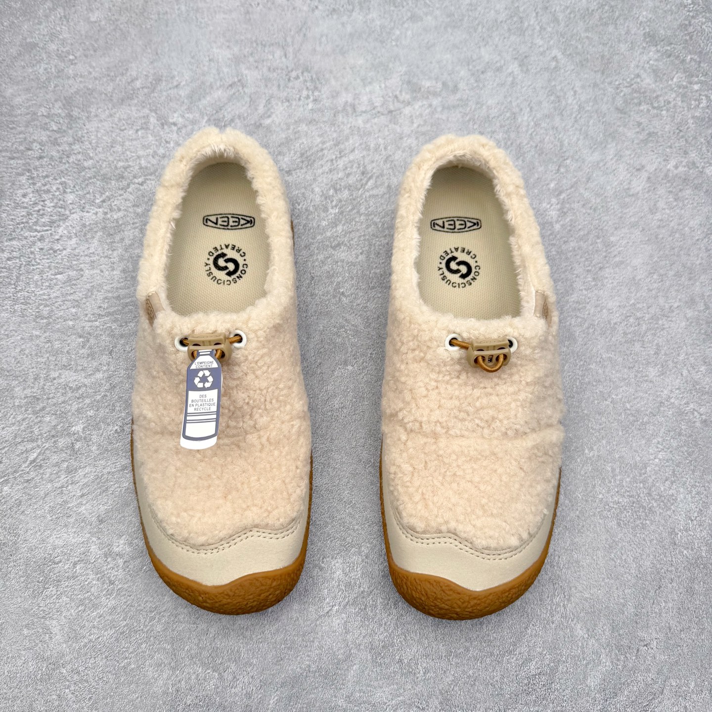 图片[2]-中山原单货 极力推荐版本 KEEN 科恩 Howser 3 Slide 爆款小羊蹄上线了 原创版型 简约外形时尚可户内户外任意穿梭 弹力鞋带锁定系统方便穿脱 橡胶大底 环保无异味 舒适的一脚蹬设计 创新家居混合款式 主货号：1026651 尺码：35 36 37 38 39 40 41-选品中心