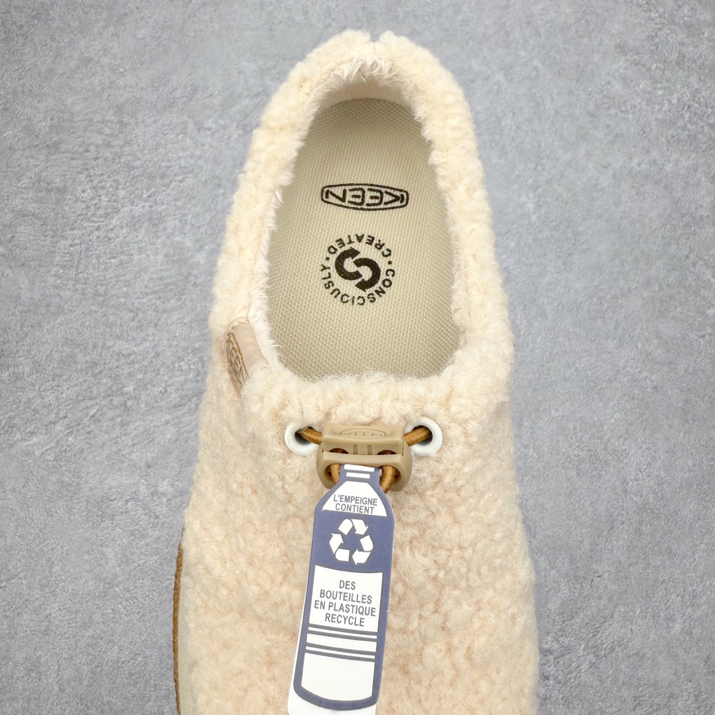 图片[5]-中山原单货 极力推荐版本 KEEN 科恩 Howser 3 Slide 爆款小羊蹄上线了 原创版型 简约外形时尚可户内户外任意穿梭 弹力鞋带锁定系统方便穿脱 橡胶大底 环保无异味 舒适的一脚蹬设计 创新家居混合款式 主货号：1026651 尺码：35 36 37 38 39 40 41-选品中心