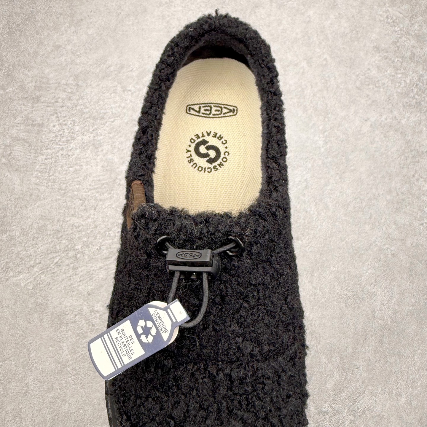 图片[5]-中山原单货 极力推荐版本 KEEN 科恩 Howser 3 Slide 爆款小羊蹄上线了 原创版型 简约外形时尚可户内户外任意穿梭 弹力鞋带锁定系统方便穿脱 橡胶大底 环保无异味 舒适的一脚蹬设计 创新家居混合款式 主货号：1026651 尺码：35 36 37 38 39 40 41-选品中心