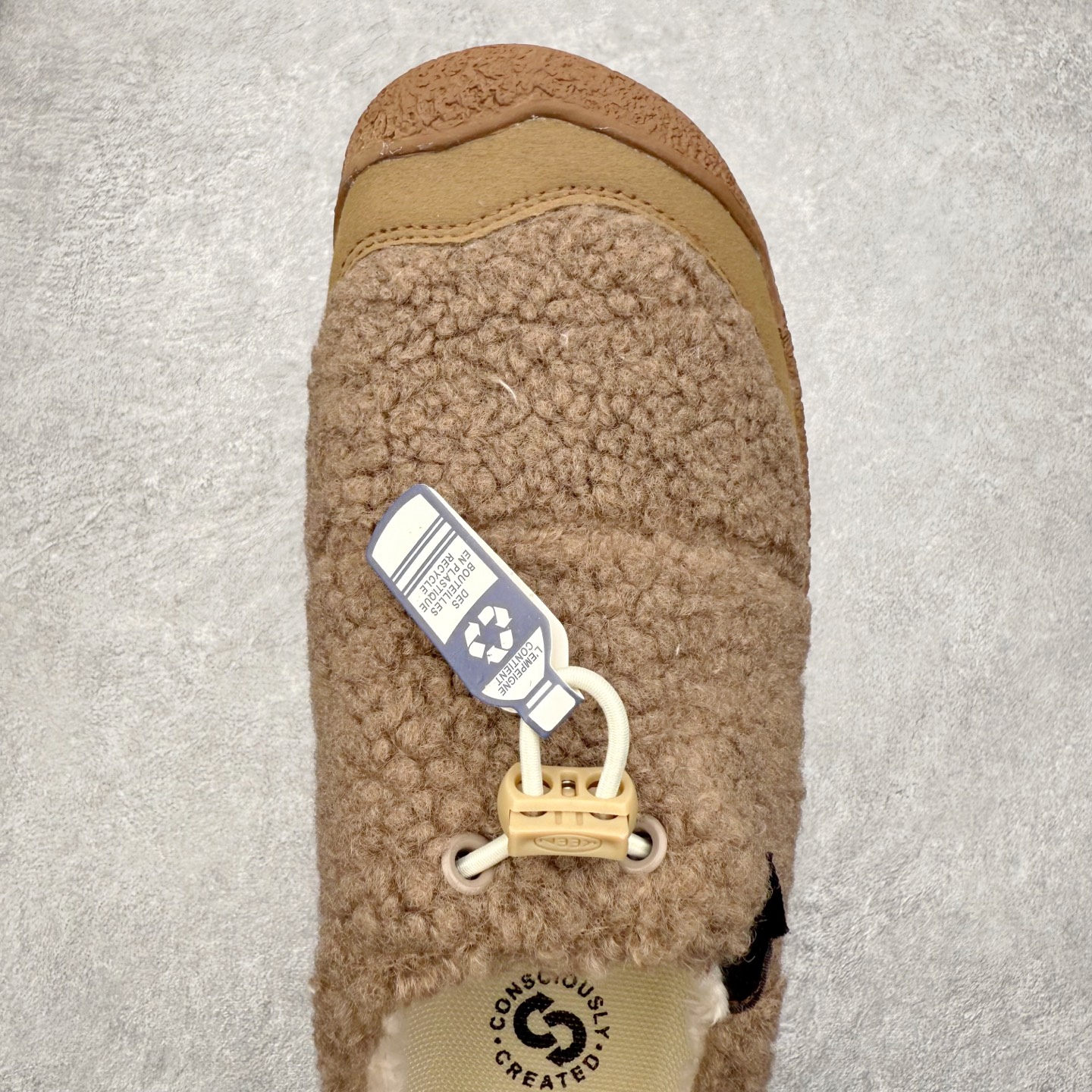 图片[4]-中山原单货 极力推荐版本 KEEN 科恩 Howser 3 Slide 爆款小羊蹄上线了 原创版型 简约外形时尚可户内户外任意穿梭 弹力鞋带锁定系统方便穿脱 橡胶大底 环保无异味 舒适的一脚蹬设计 创新家居混合款式 主货号：1026651 尺码：35 36 37 38 39 40 41-选品中心