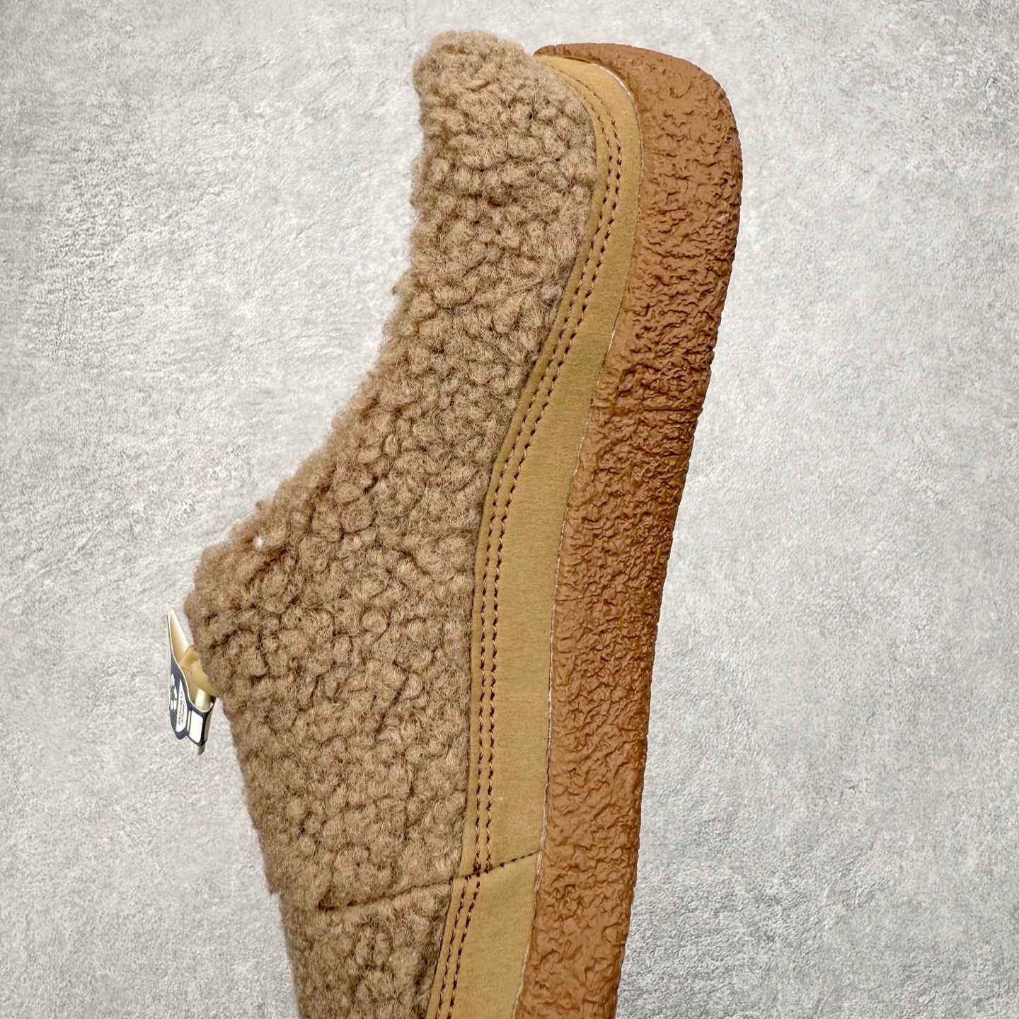 图片[7]-中山原单货 极力推荐版本 KEEN 科恩 Howser 3 Slide 爆款小羊蹄上线了 原创版型 简约外形时尚可户内户外任意穿梭 弹力鞋带锁定系统方便穿脱 橡胶大底 环保无异味 舒适的一脚蹬设计 创新家居混合款式 主货号：1026651 尺码：35 36 37 38 39 40 41-选品中心