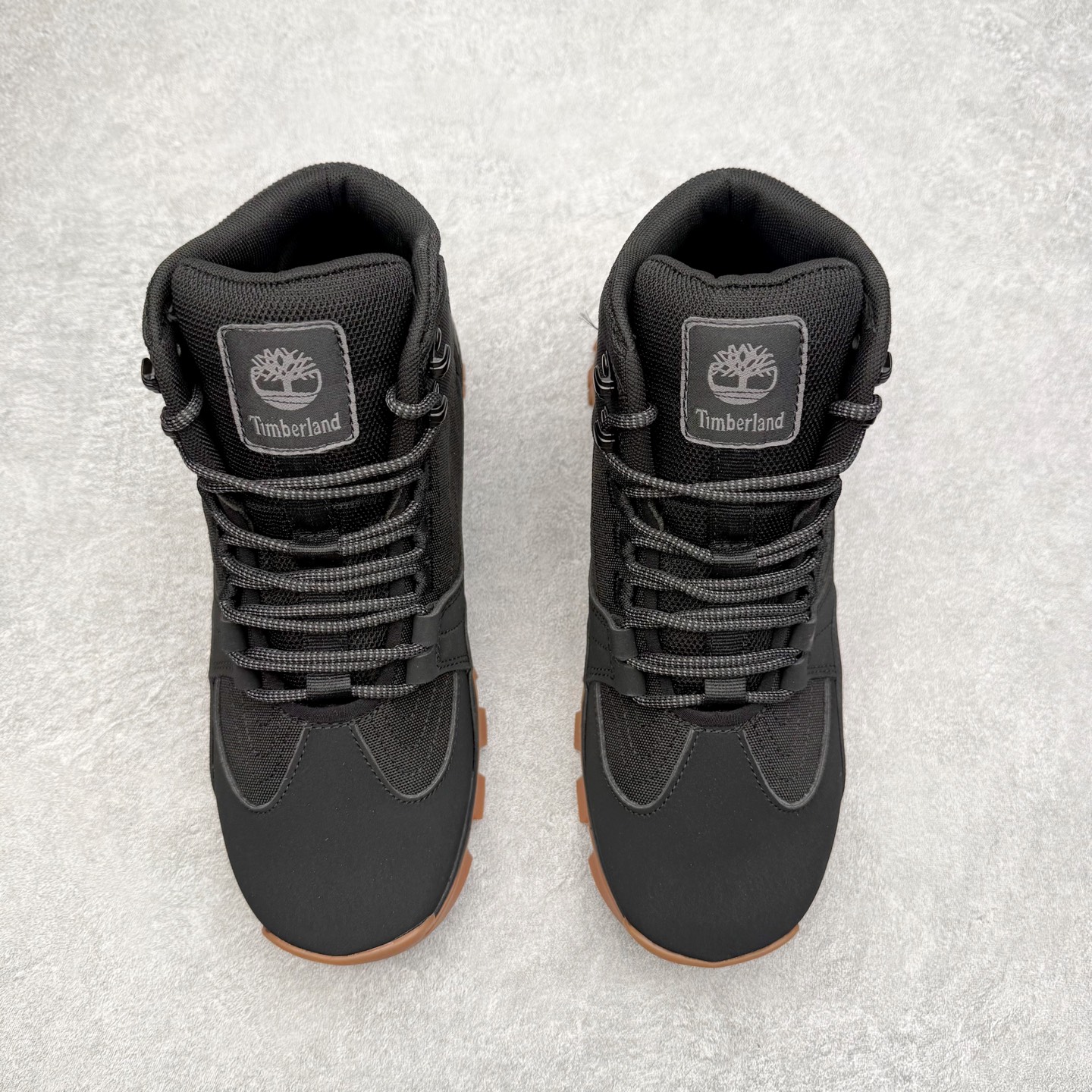 图片[2]-Timberland 添柏岚/天伯伦 25秋冬新款 经典户外休闲大黄靴 广东大厂品质 原盒原包装 面料采用意大利🇮🇹顶级磨砂细纹牛皮搭配防臭防腐真皮乳胶鞋垫给您完美的穿着体验 质量考究耐穿型男必备 专治不帅 高品质脚感一流 货号：TB99350 尺码：39 40 41 42 43 44 (标准码)-选品中心