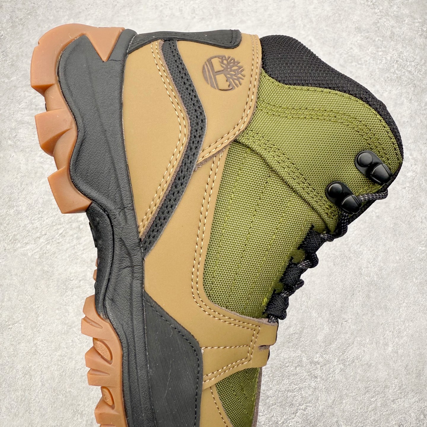 图片[6]-Timberland 添柏岚/天伯伦 25秋冬新款 经典户外休闲大黄靴 广东大厂品质 原盒原包装 面料采用意大利🇮🇹顶级磨砂细纹牛皮搭配防臭防腐真皮乳胶鞋垫给您完美的穿着体验 质量考究耐穿型男必备 专治不帅 高品质脚感一流 货号：TB99350 尺码：39 40 41 42 43 44 (标准码)-选品中心