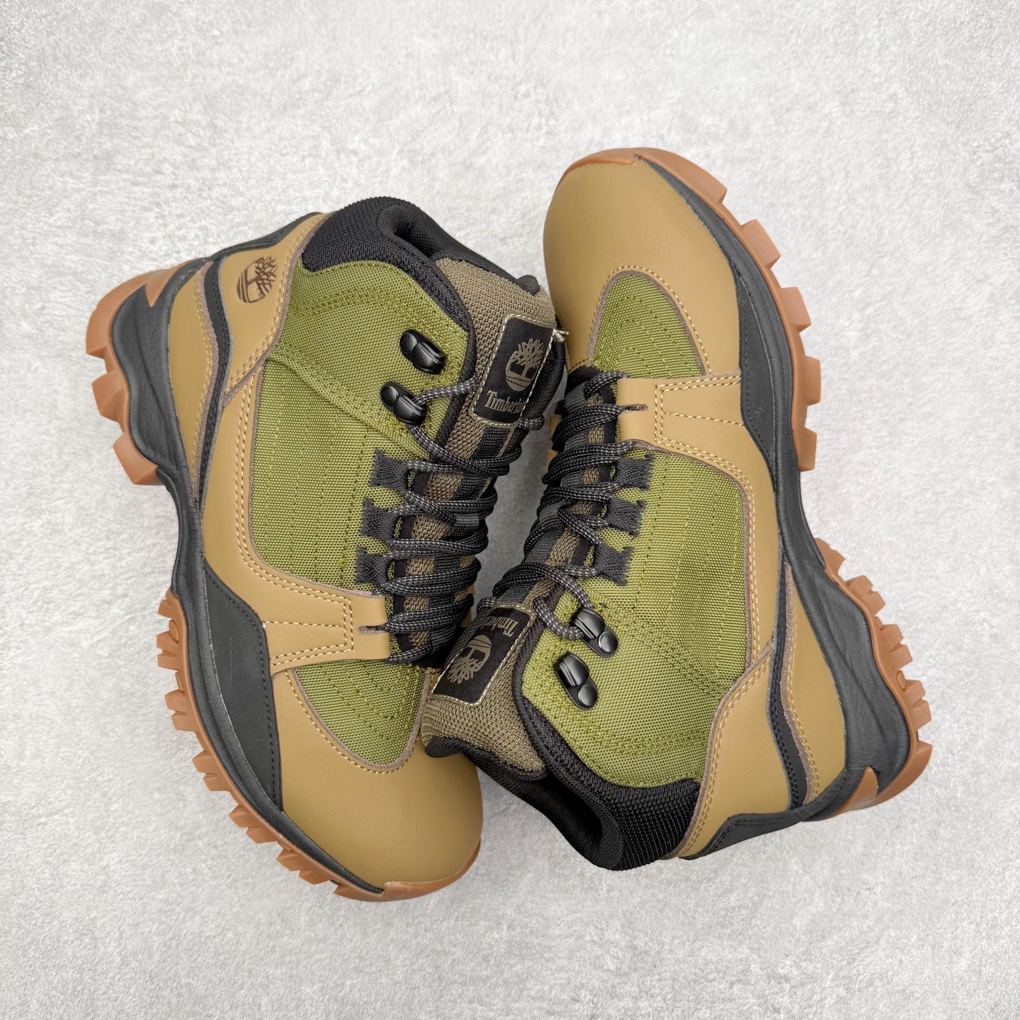 图片[3]-Timberland 添柏岚/天伯伦 25秋冬新款 经典户外休闲大黄靴 广东大厂品质 原盒原包装 面料采用意大利🇮🇹顶级磨砂细纹牛皮搭配防臭防腐真皮乳胶鞋垫给您完美的穿着体验 质量考究耐穿型男必备 专治不帅 高品质脚感一流 货号：TB99350 尺码：39 40 41 42 43 44 (标准码)-选品中心